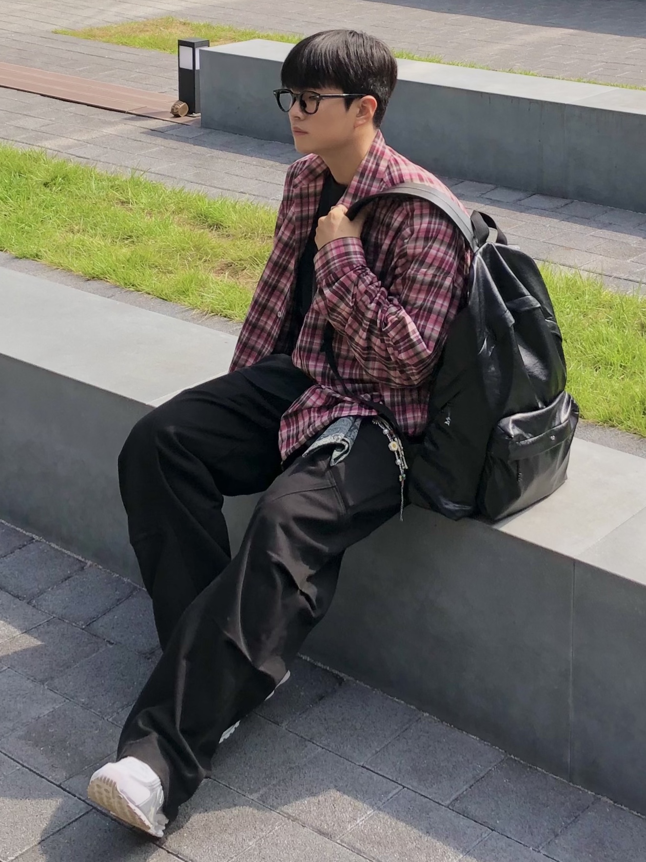 (W) Nike Shox R4 White Metallic Silver, Nonnod Flexible String Check Shirts Pink 착용 스타일 - 3