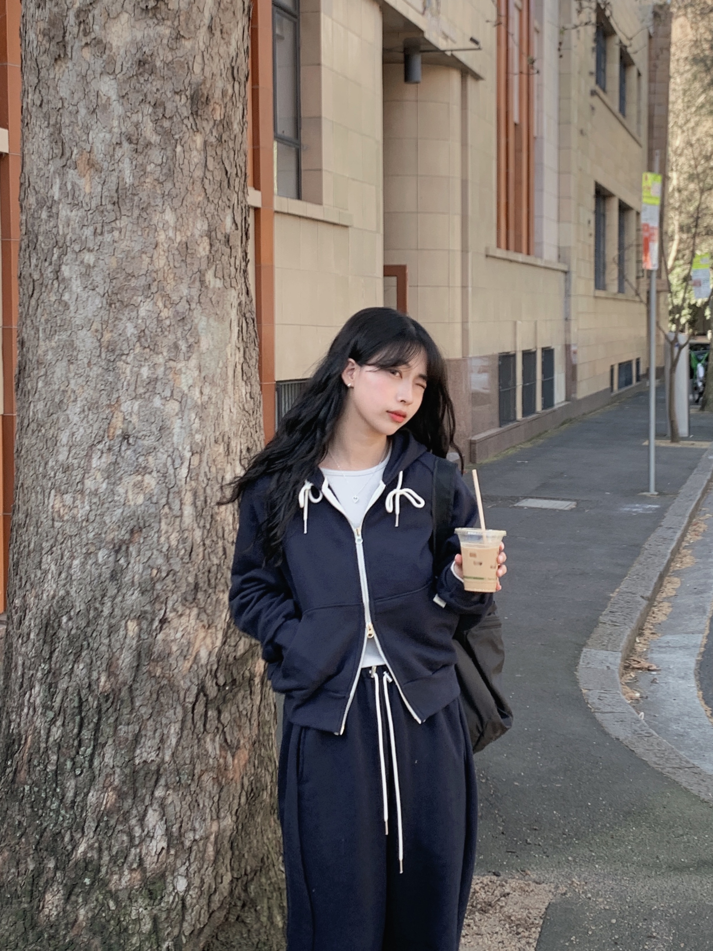 Arc'teryx Heliad 15 Backpack Black, Adidas Spezial Handball Core Black Cloud White 착용 스타일 - 2