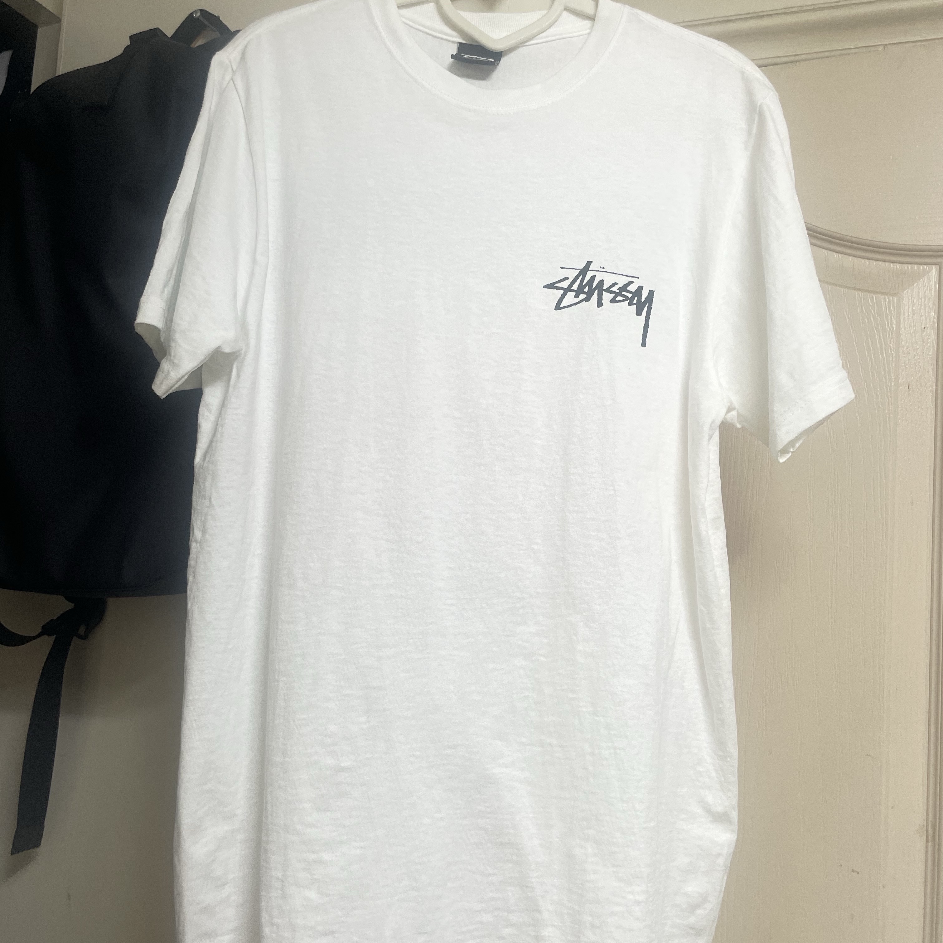 Stussy Diced Out T-Shirt White 착용 스타일
