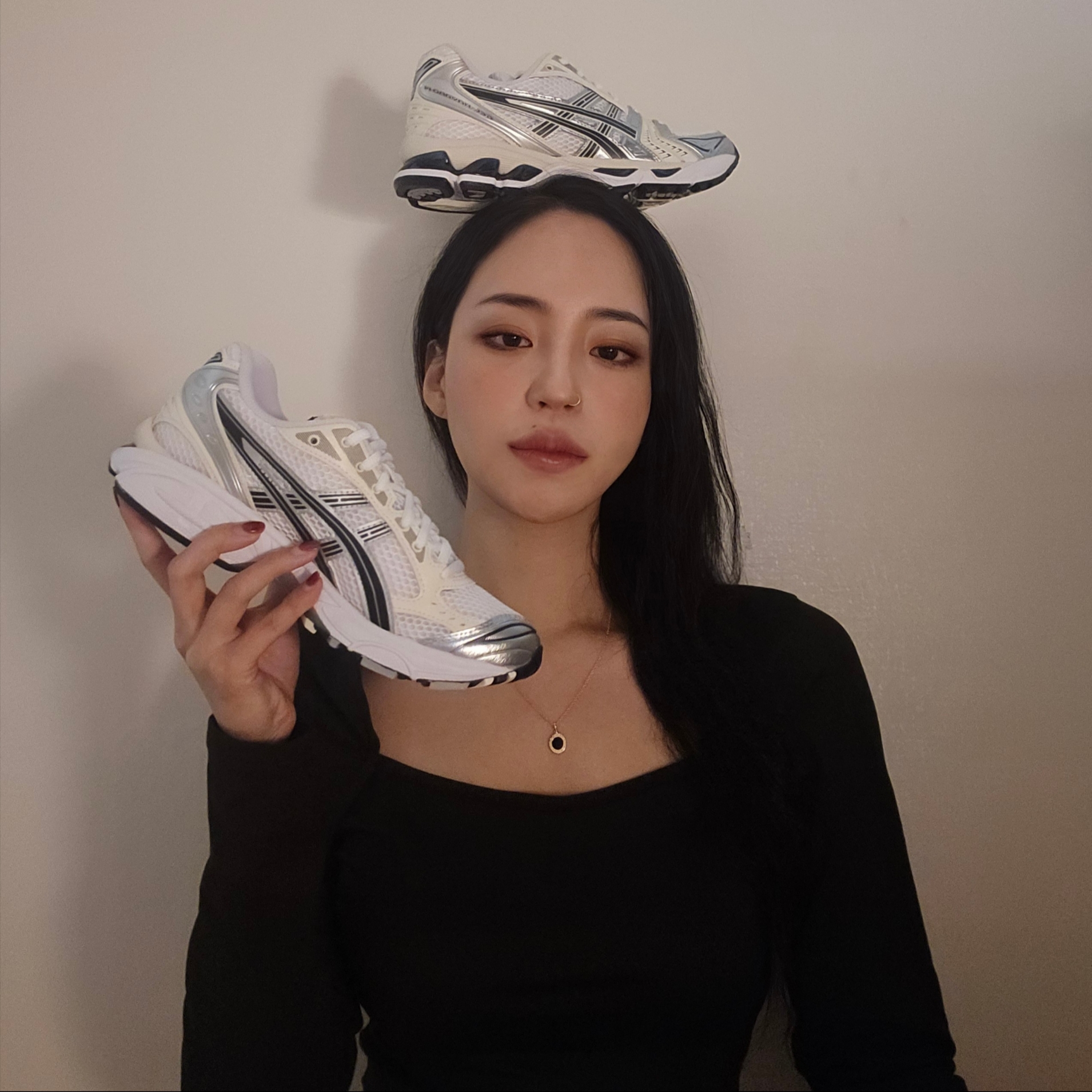 (W) Asics Gel-Kayano 14 White Midnight 착용 스타일