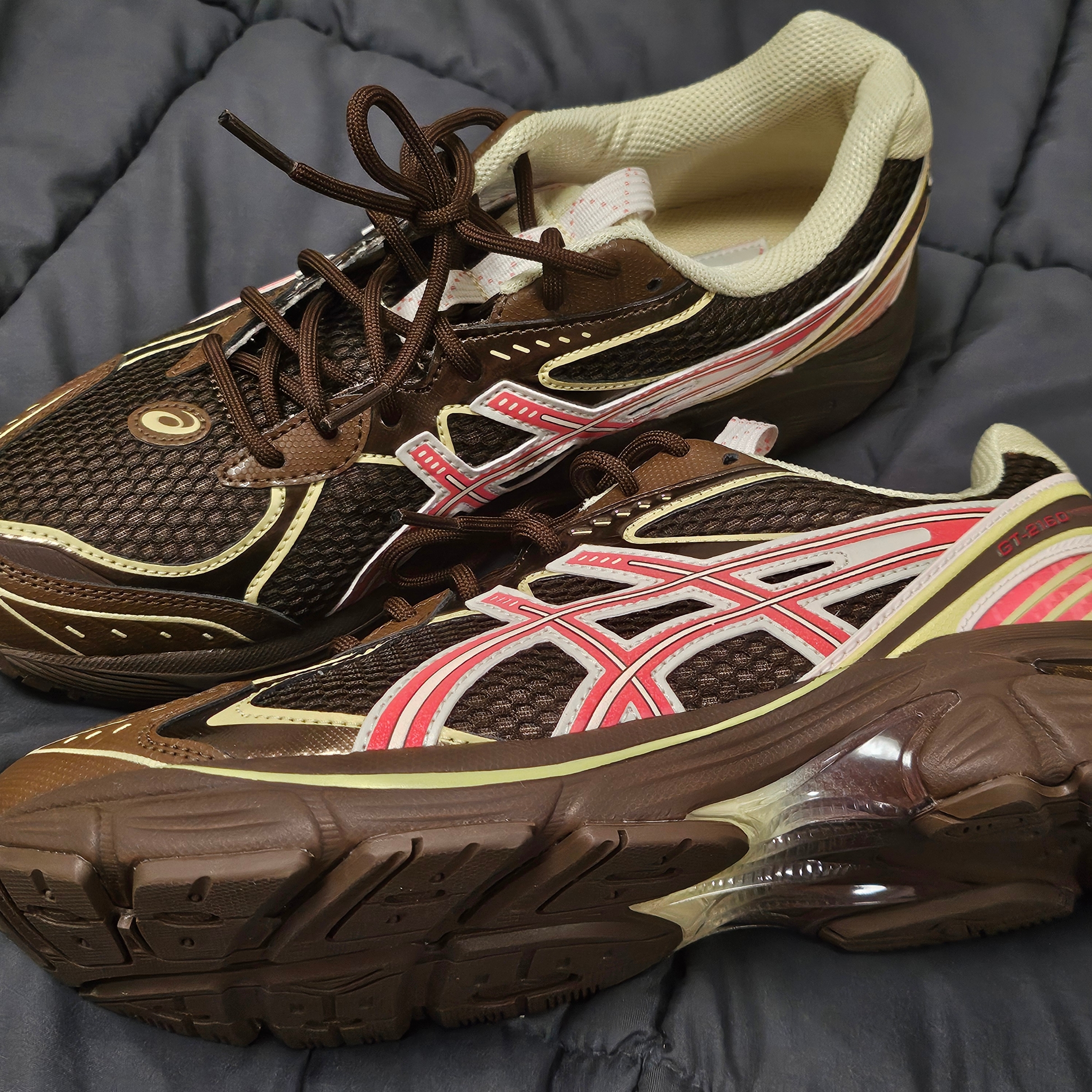 Asics UB8-S GT-2160 Brown Storm Sienna 착용 스타일