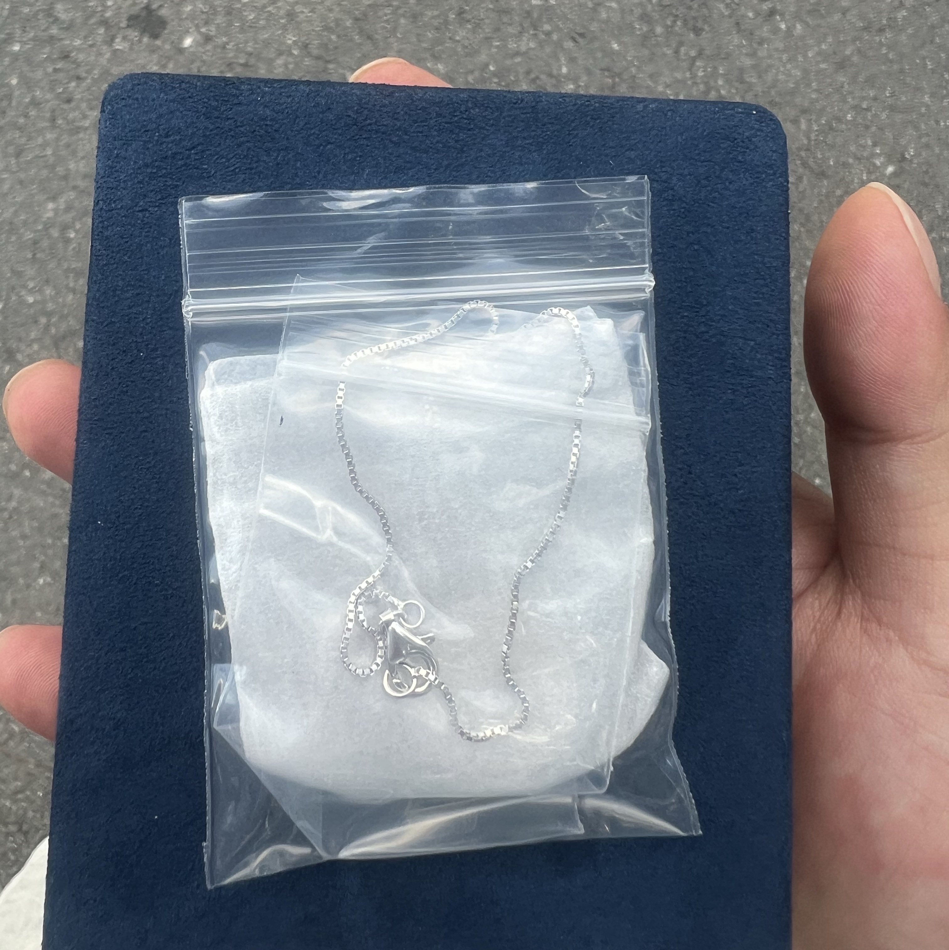 Supreme x Jacob & Co. Sterling Silver Zodiac Pendant Silver Taurus - 24FW 착용 스타일 - 3