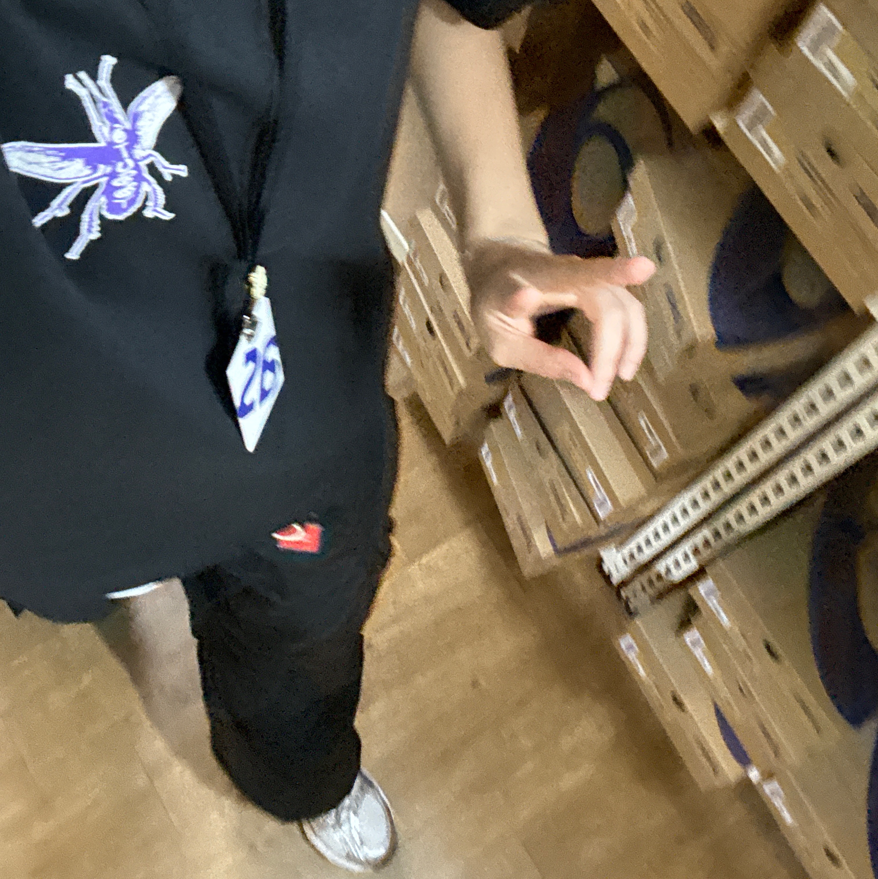 Asics Gel-Nimbus 10.1 White Directoire Blue, Stussy Housefly T-Shirt Black 착용 스타일 - 3
