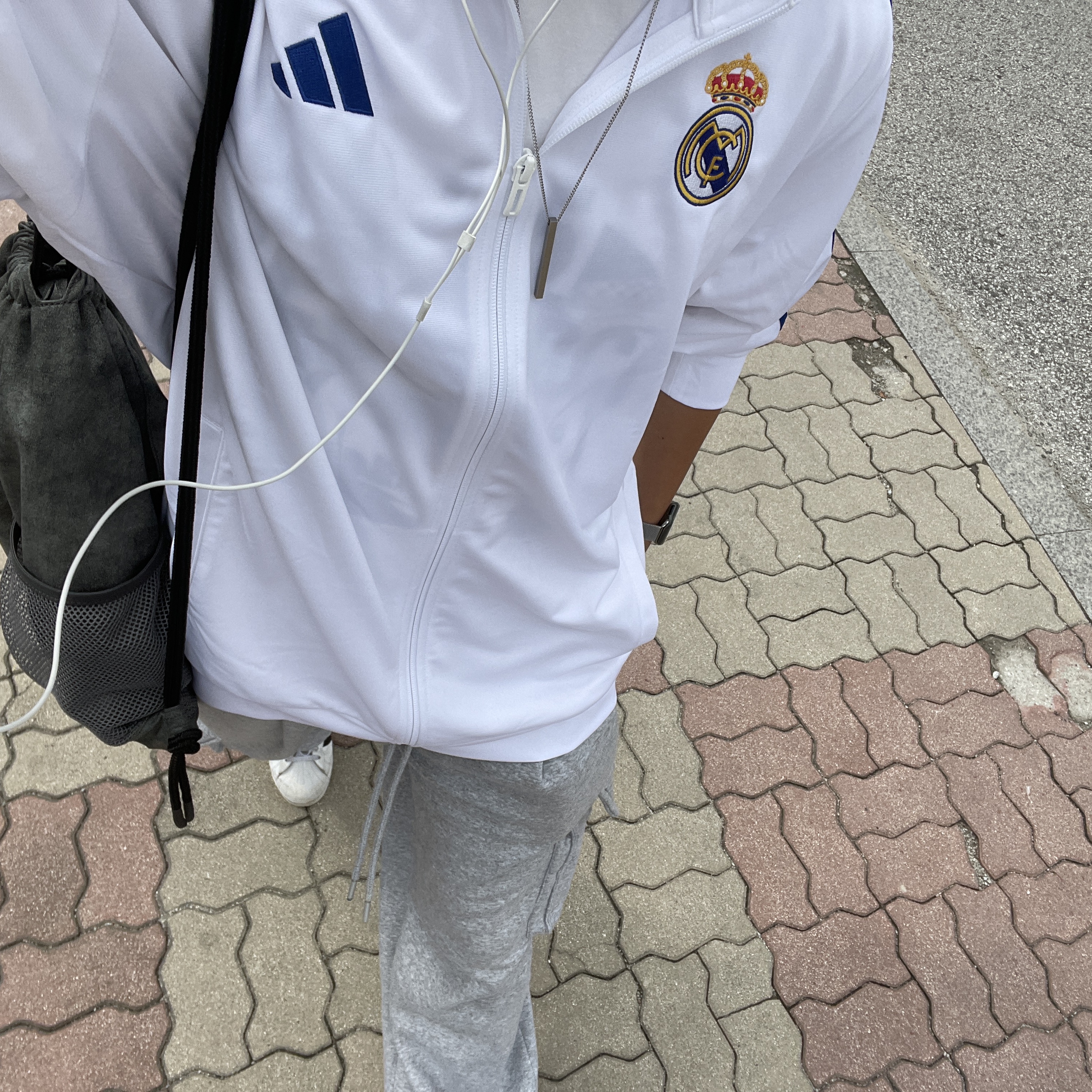 Adidas Real Madrid DNA Track Top White - US Sizing 착용 스타일