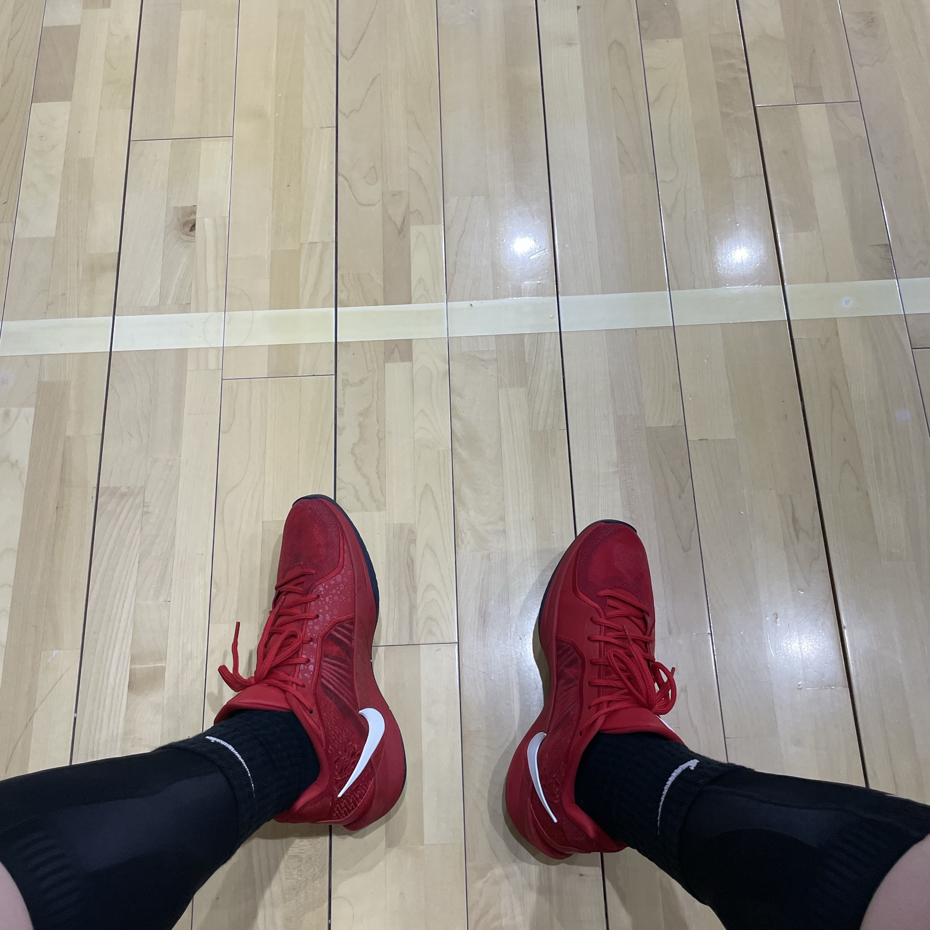 Nike Sabrina 2 EP Sport Red 착용 스타일 - 1