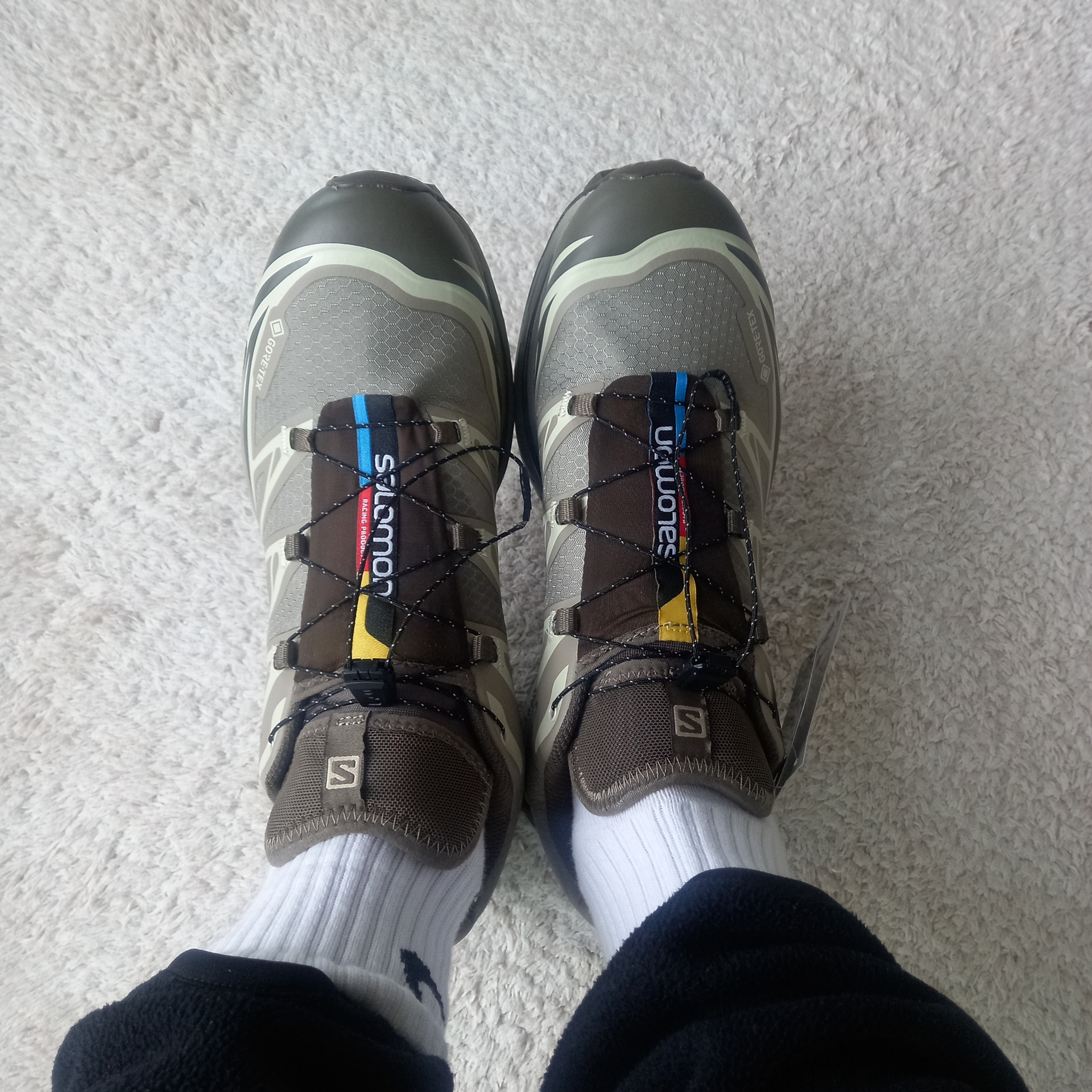 Salomon XT-6 Gore-Tex Black Ebony, Salomon XT-6 GTX Black Silver 착용 스타일 - 3