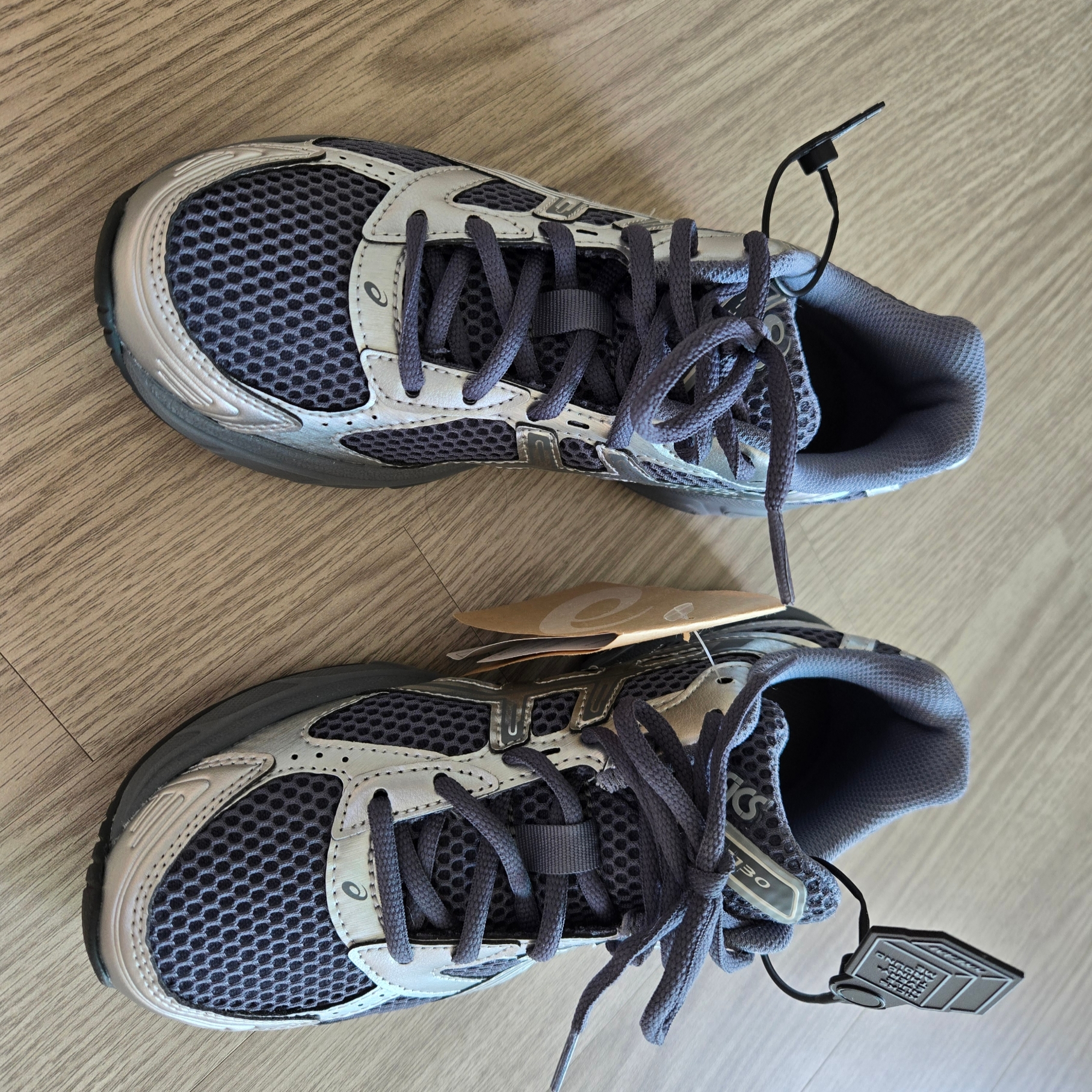 Asics Gel-1130 Steel Grey Pure Silver 착용 스타일 - 2