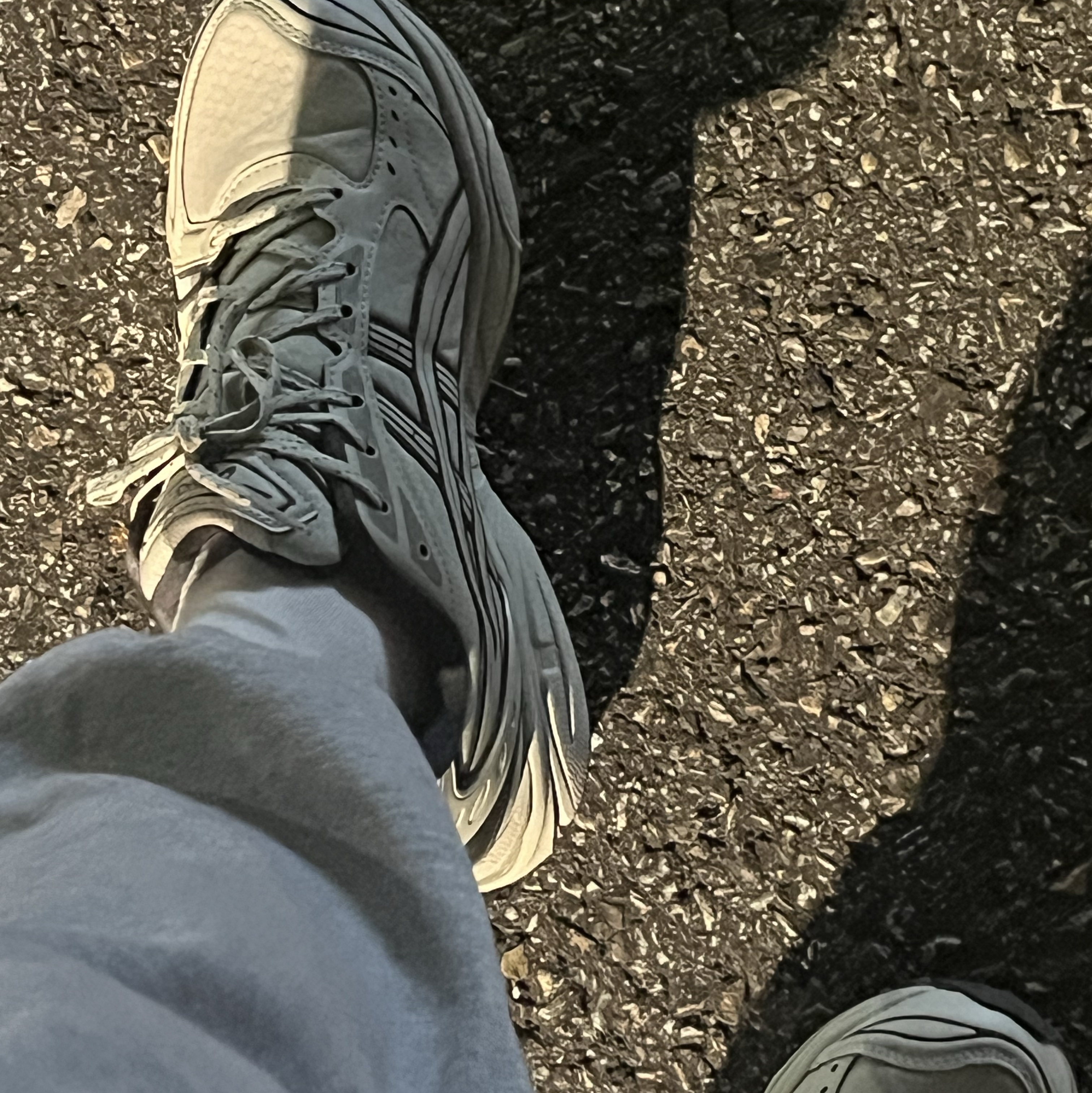 Asics Gel-Kayano 14 Earthenware Pack White Sage Graphite Grey 착용 스타일