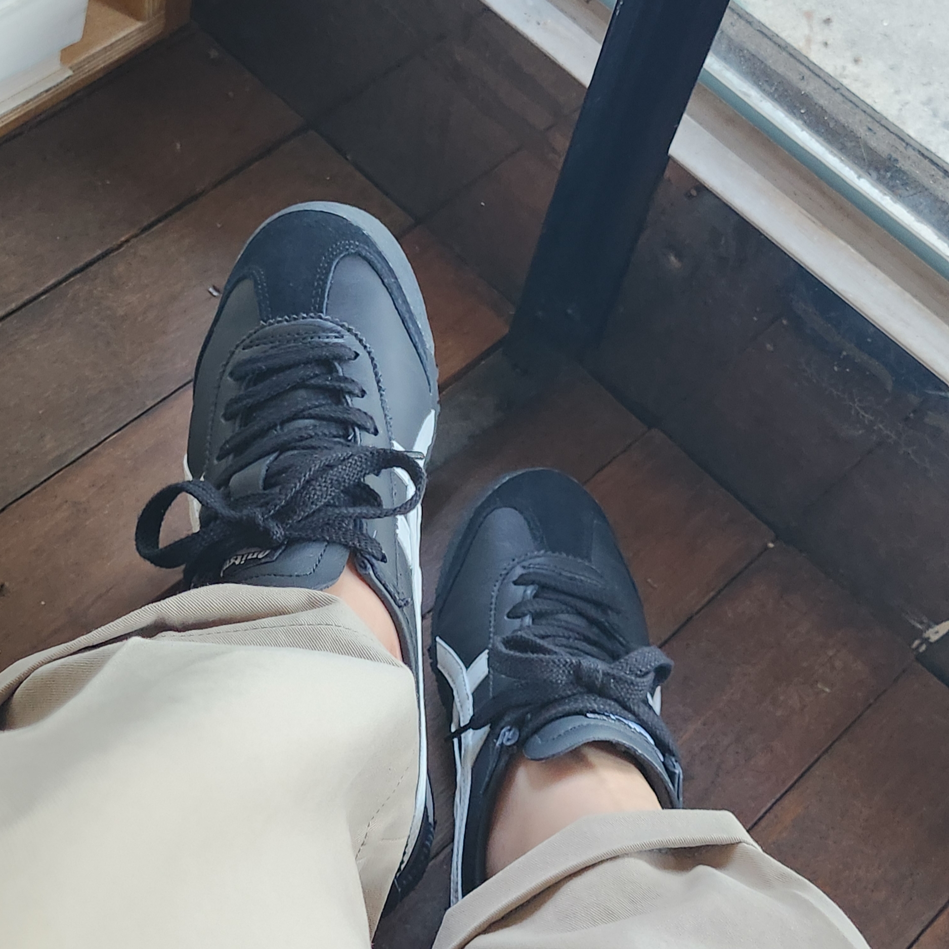 Onitsuka Tiger Mexico 66 Black White 착용 스타일