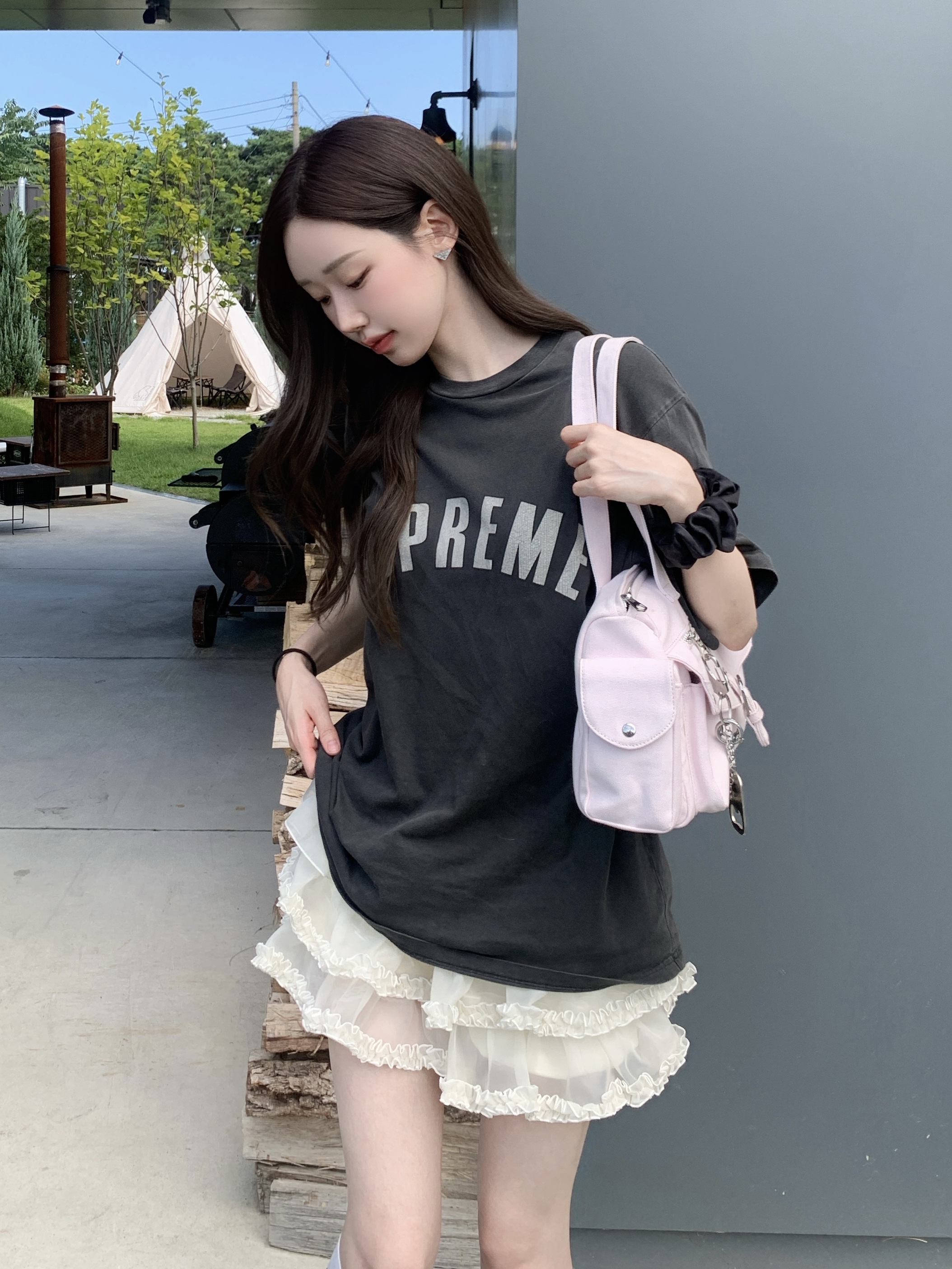 Supreme Cracked Arc S/S Top Black - 24SS, (W) Hunter x Andersson Bell Original 2.0 Tall Boots Black 착용 스타일 - 1