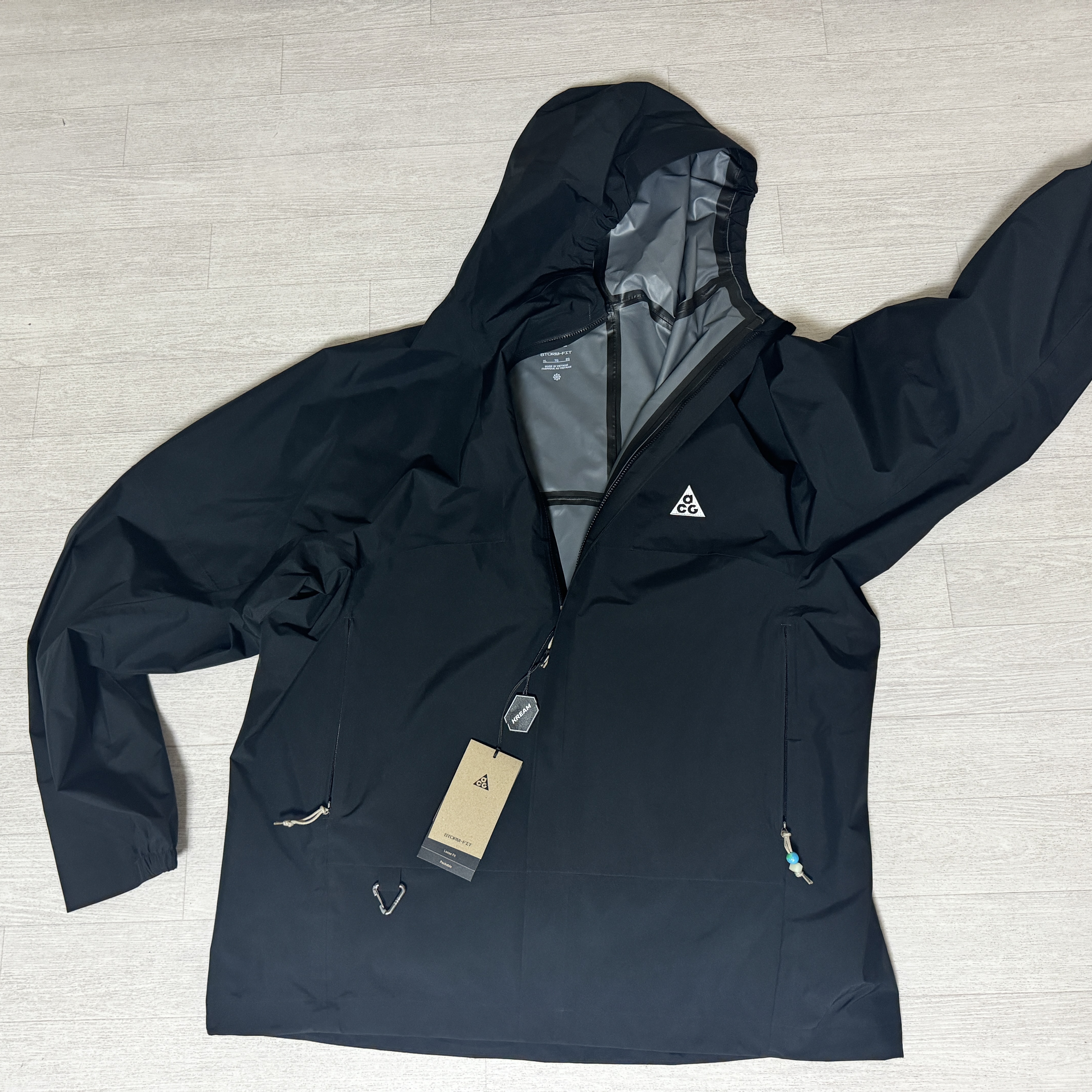 Nike ACG Storm-Fit ADV Cascade Rains Full Zip Jacket Black - Asia 착용 스타일