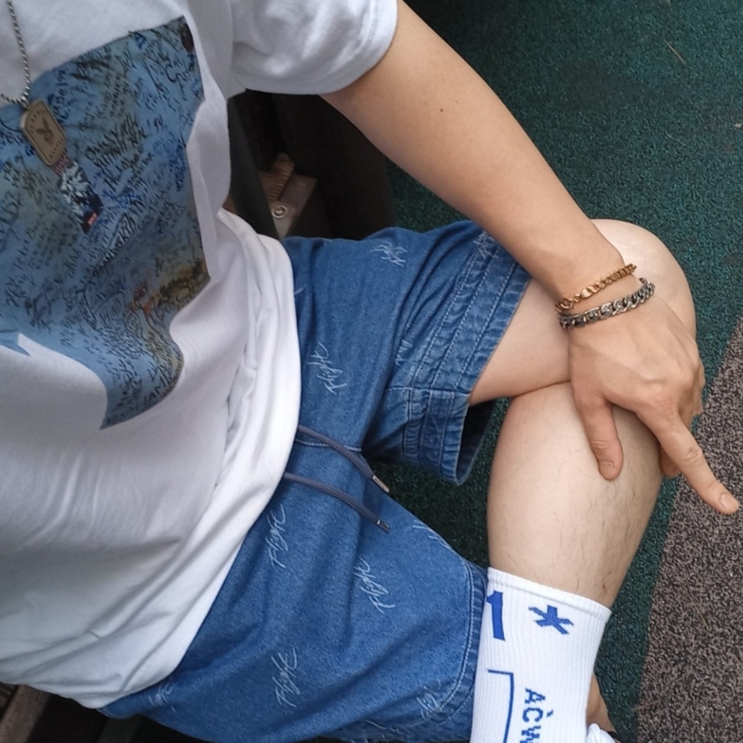 Supreme First T-Shirt White - 24SS, Gucci Interlocking G Chain Bracelet In Silver Silver 착용 스타일 - 1