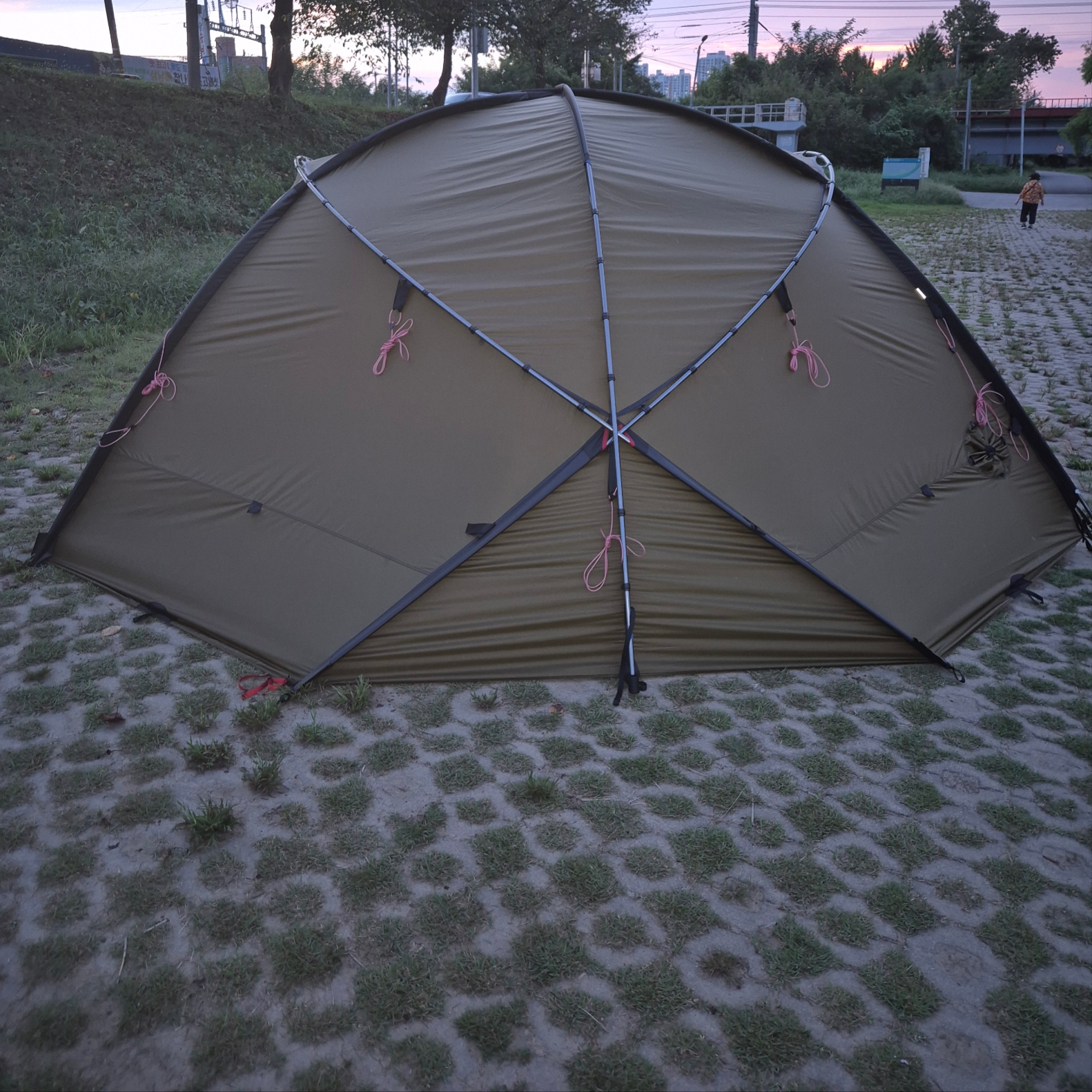 Hilleberg Atlas Sand 착용 스타일