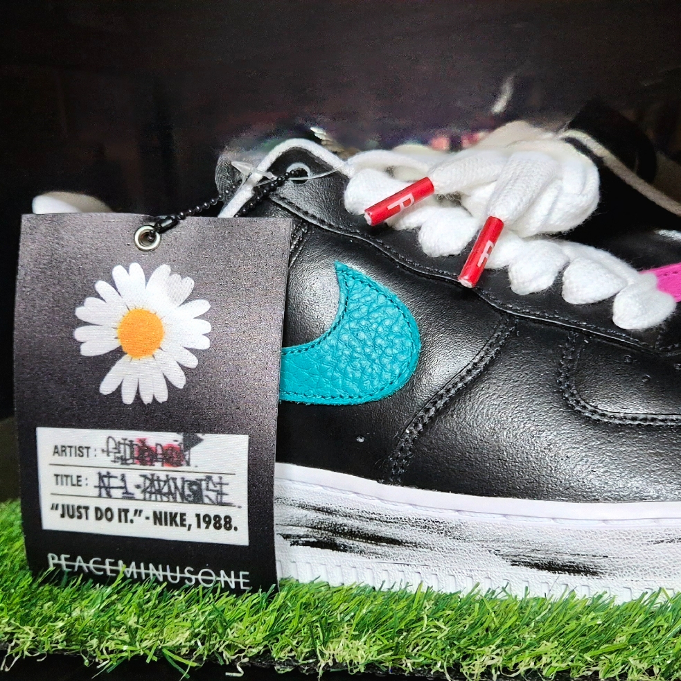 Nike x Peaceminusone Air Force 1 Low Para-Noise 3.0 Black and Multicolor 착용 스타일