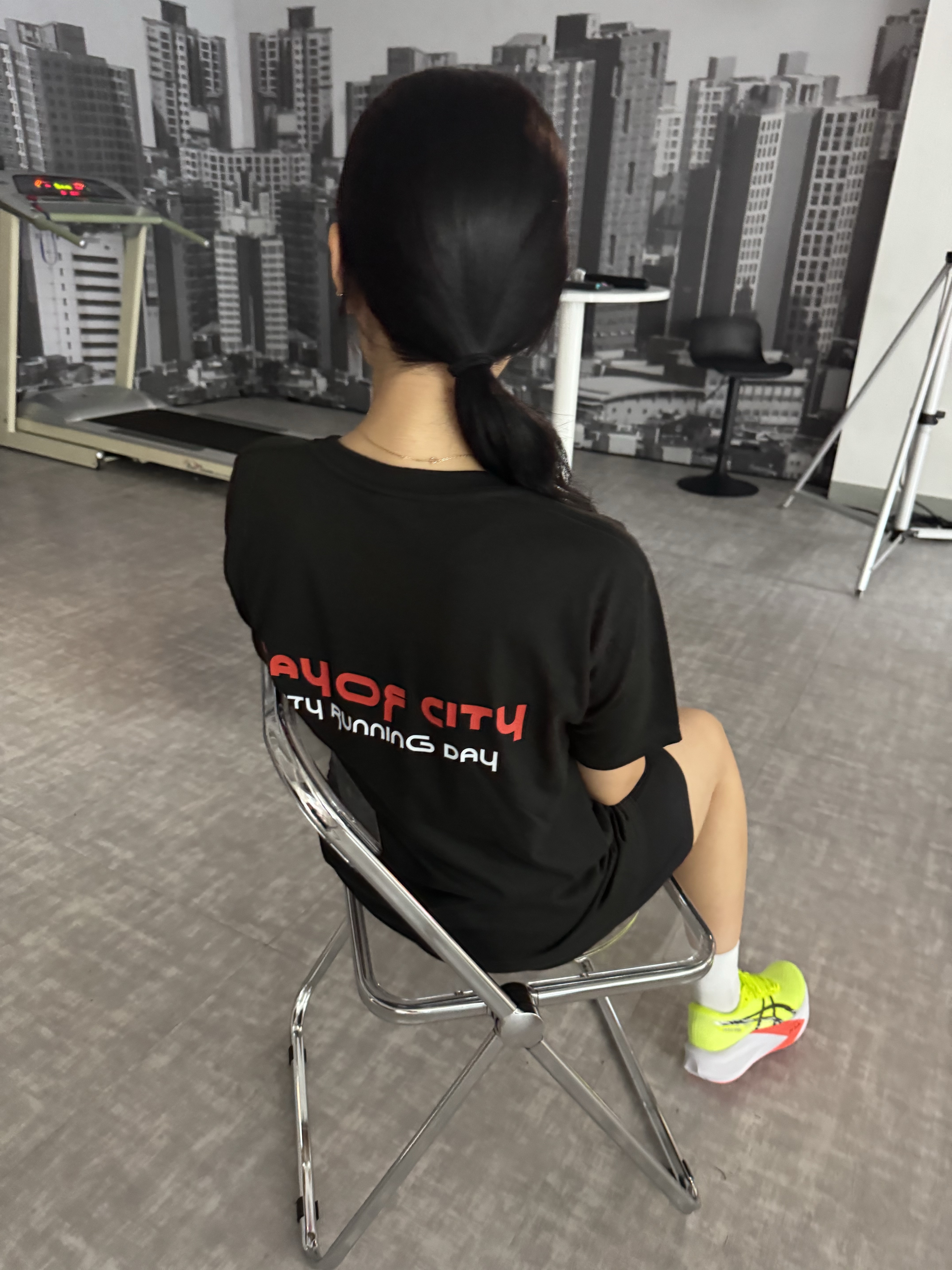 (W) Asics Magic Speed 4 Safety Yellow Black, Asics Magic Speed 4 Safety Yellow Black - 2E Wide 착용 스타일 - 5