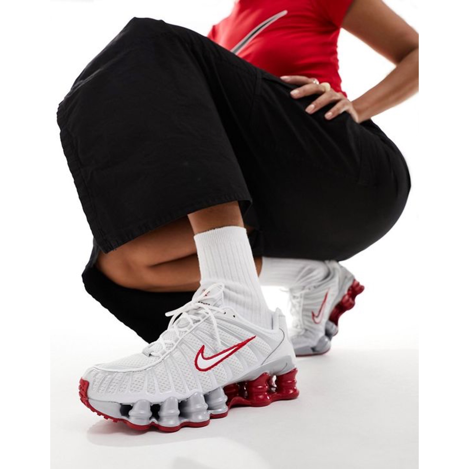 (W) Nike Shox R4 Black, (W) Nike Shox TL Platinum Tint 착용 스타일 - 4
