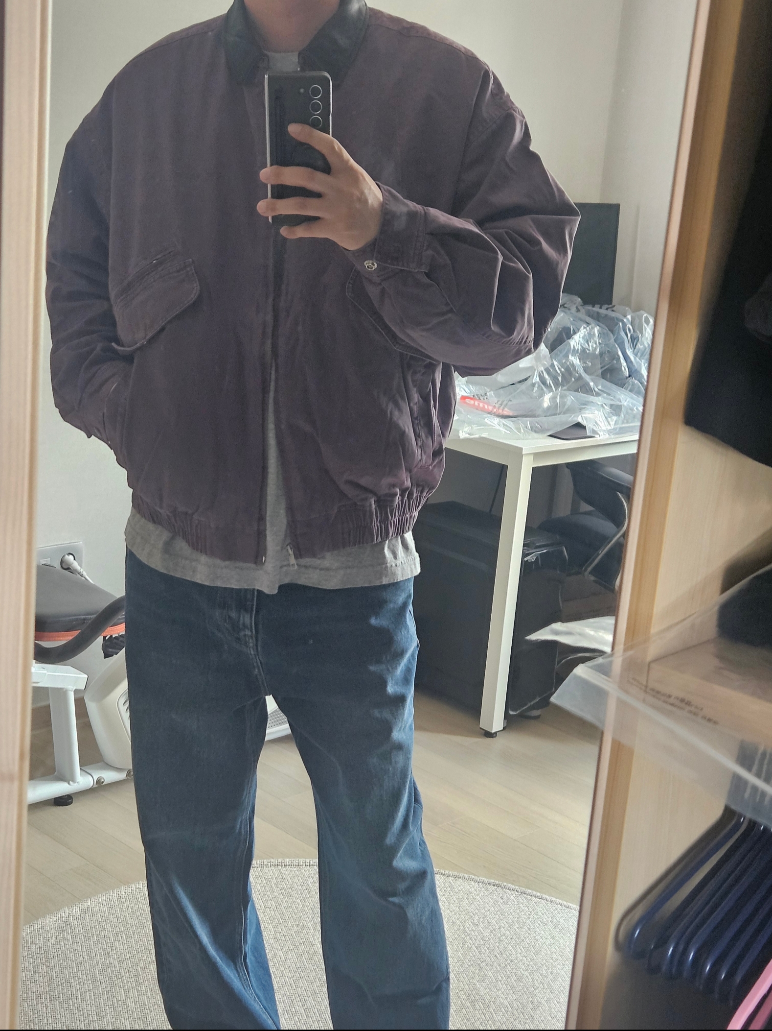 Supreme Leather Collar Utility Jacket Dusty Purple - 24FW 착용 스타일