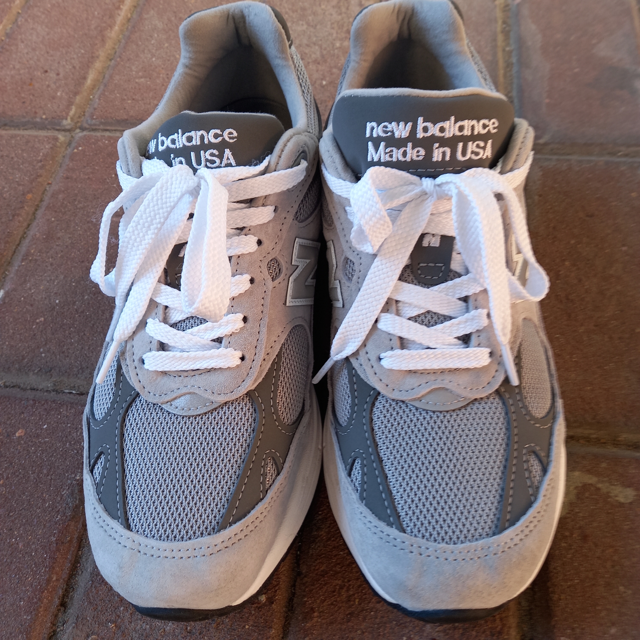 Jordan x Travis Scott Jumpman Jack TR Sail and Dark Mocha, New Balance 993 Made in USA Grey - D Standard 착용 스타일 - 2