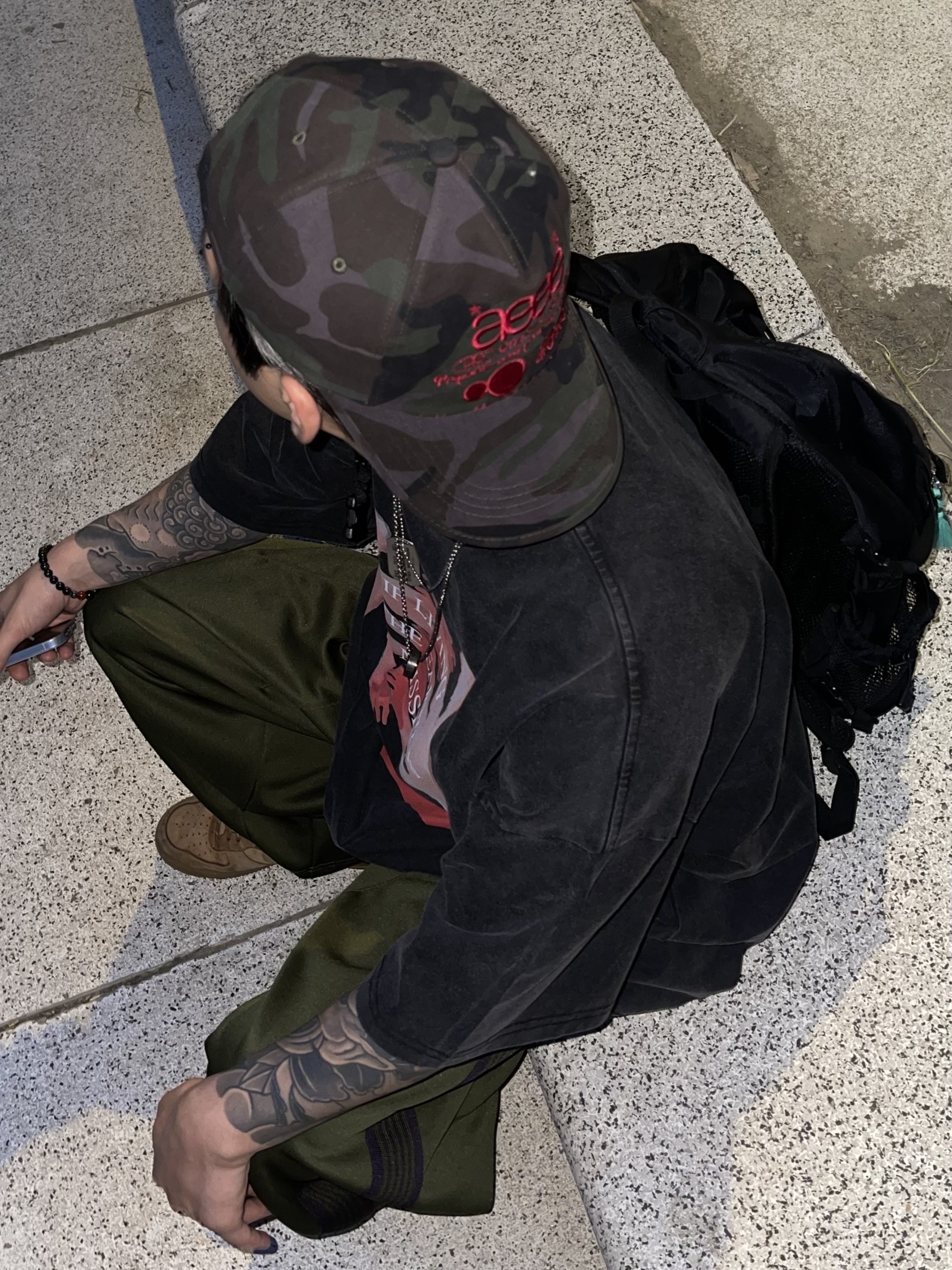 The North Face Big Shot Black, Aeae Web Logo Camo 5-Pannel Cap Green 착용 스타일 - 5