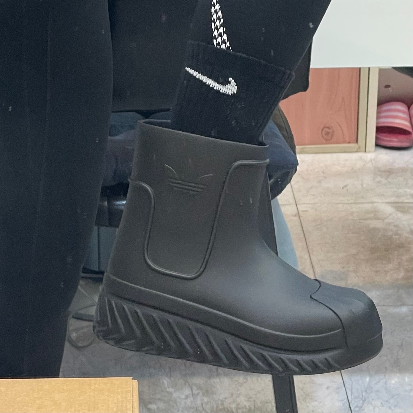 (W) Adidas Adifom Superstar Boot Black 착용 스타일