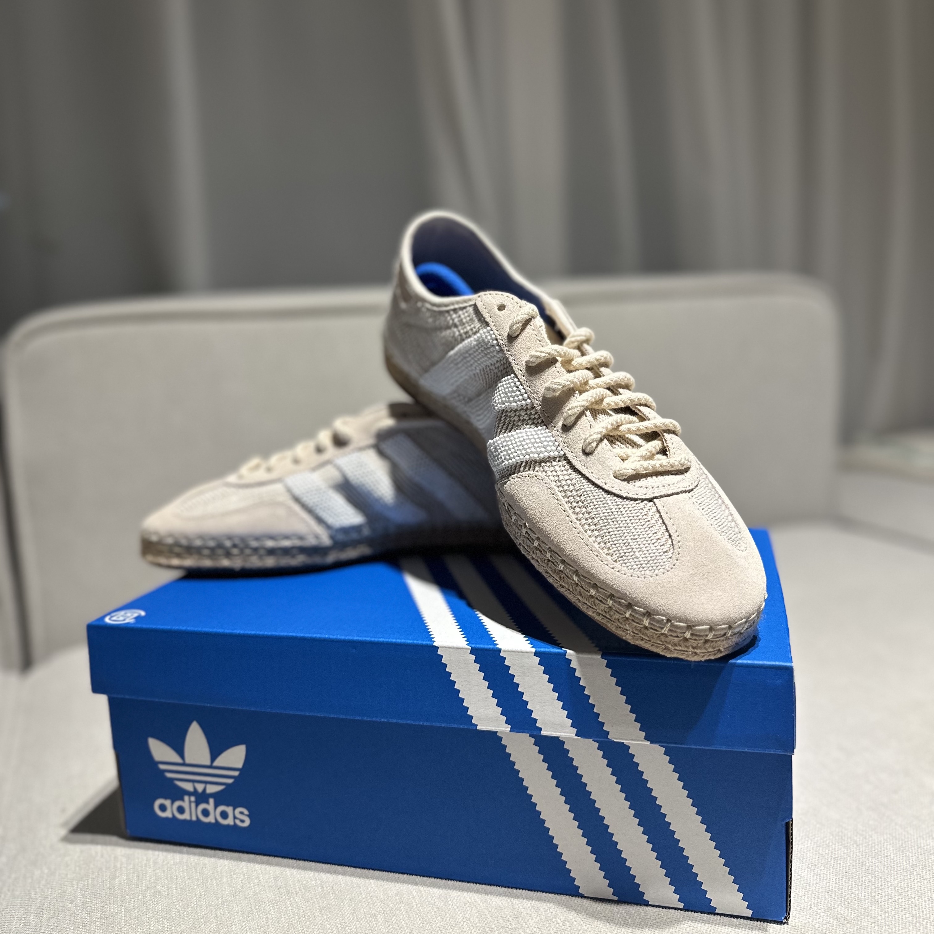 Adidas x Clot Gazelle Halo Ivory Cloud White 착용 스타일 - 1