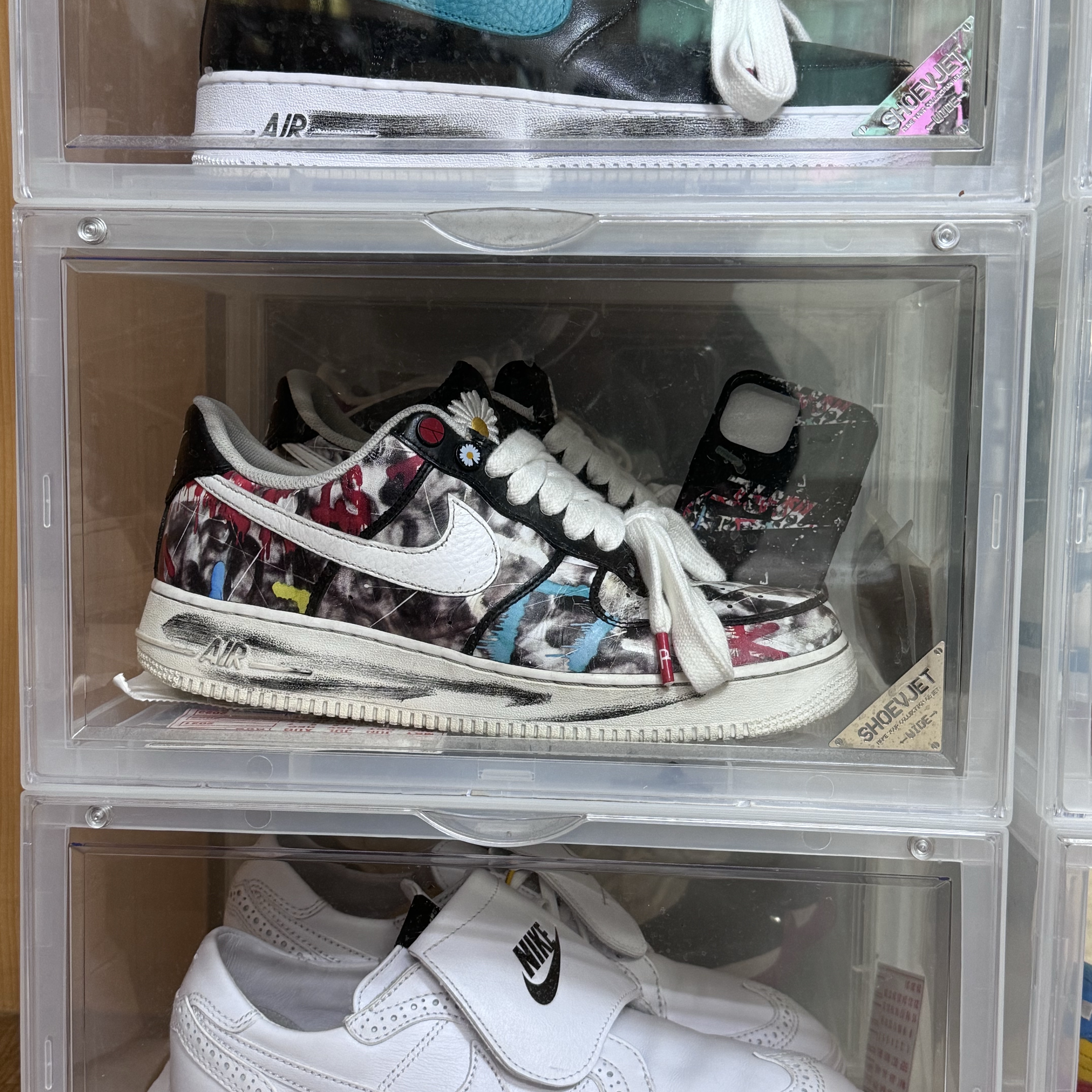 Nike x Peaceminusone Air Force 1 Low Para-Noise 3.0 Black and Multicolor, Nike x Peaceminusone Kwondo1 White 착용 스타일 - 2