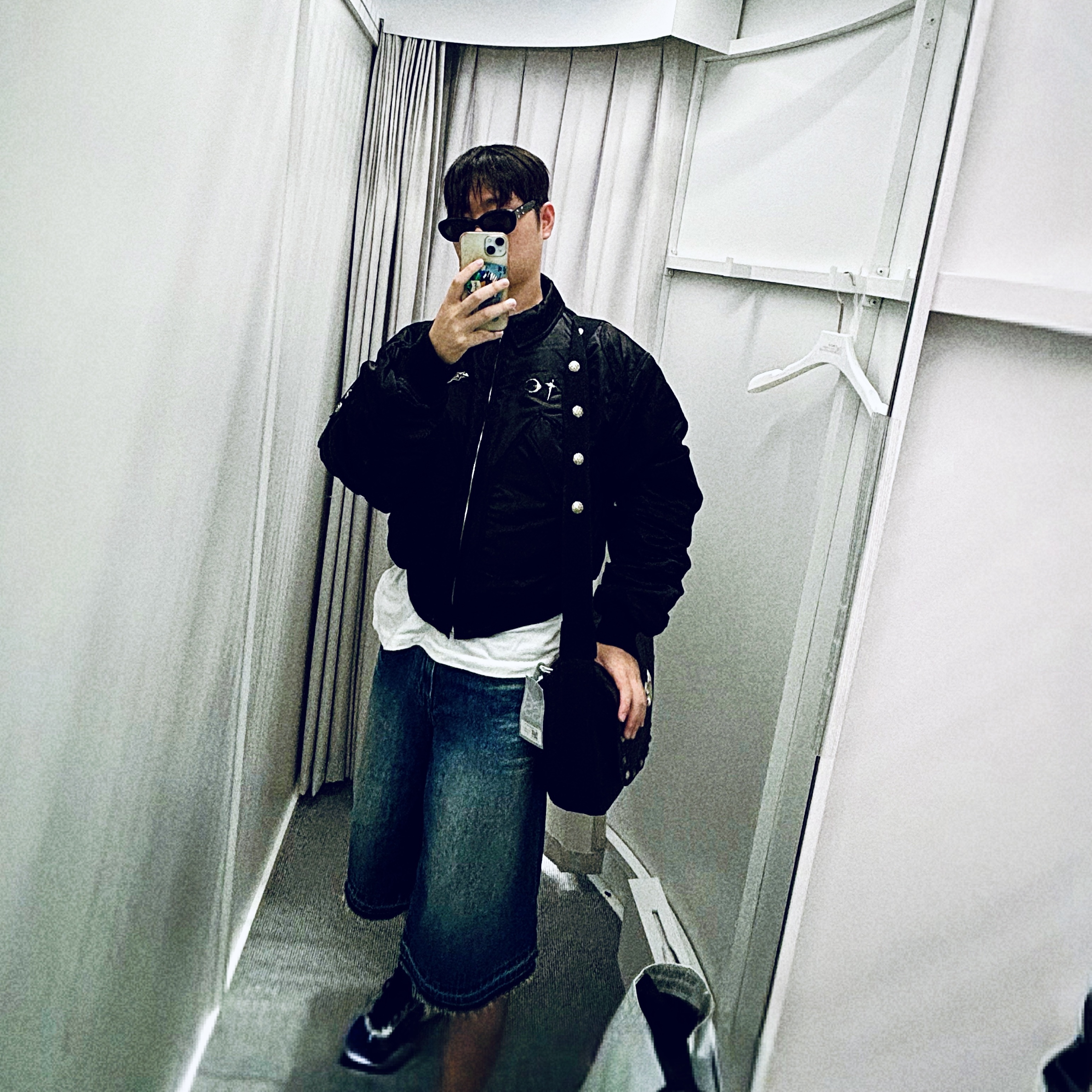 Gentle Monster x Maison Margiela MM004 Black Black, [S등급] Refurbished iPhone 15 256GB Blue 착용 스타일