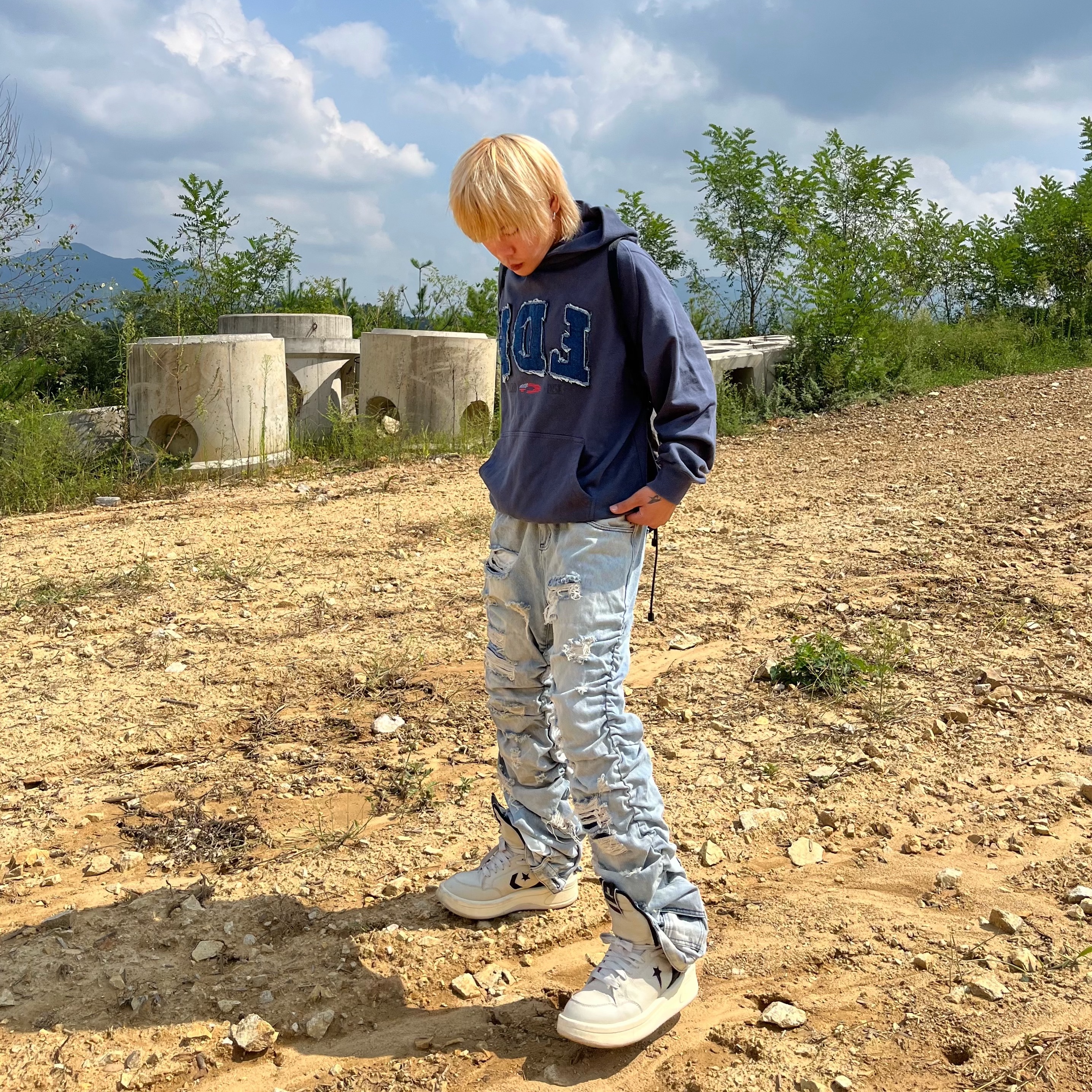 Converse x Drkshdw Turbowpn Pelican 착용 스타일 - 5