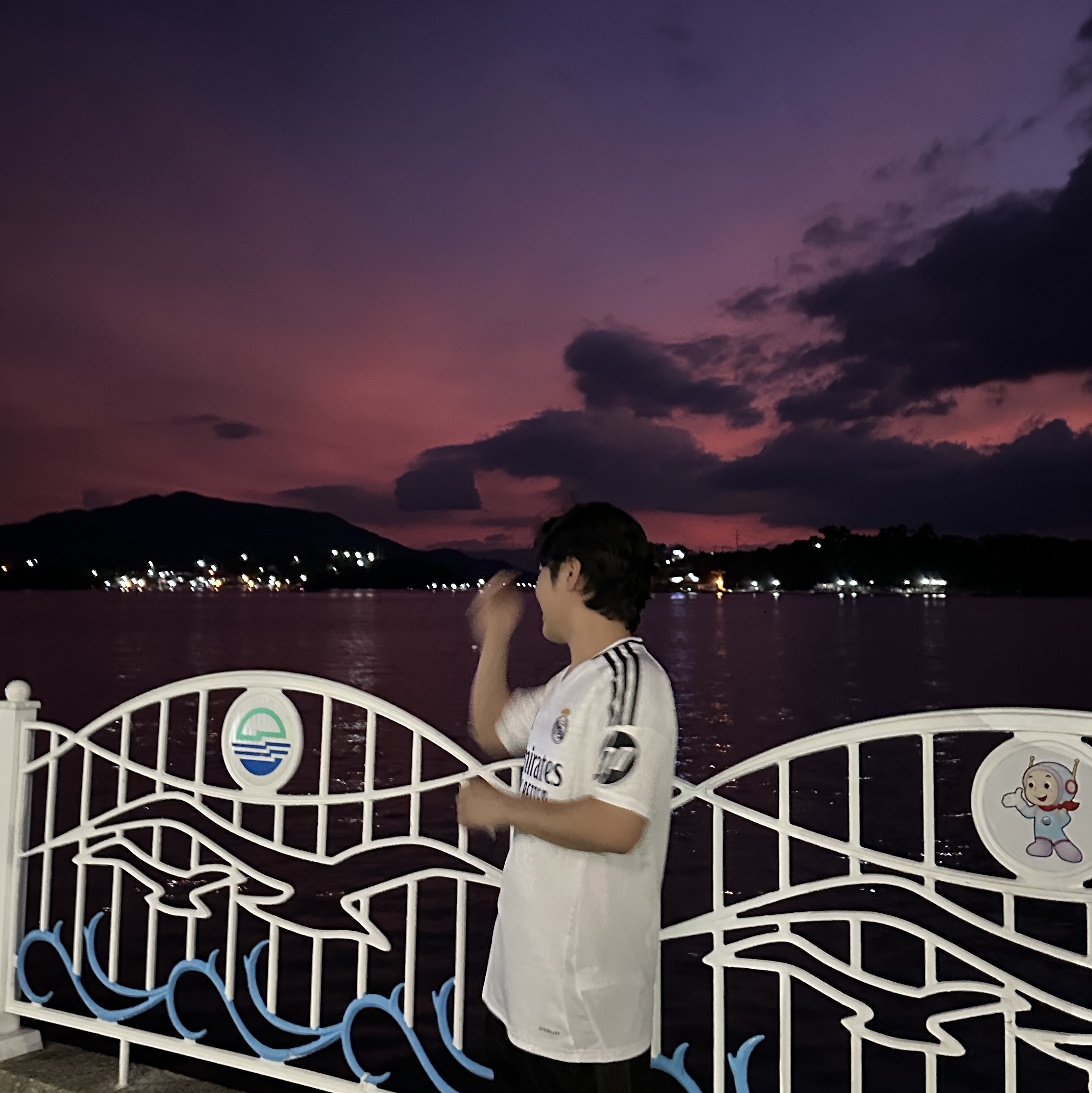 Adidas Real Madrid 2024/25 Home Jersey White - KR Sizing (Non Marking Ver.) 착용 스타일 - 2