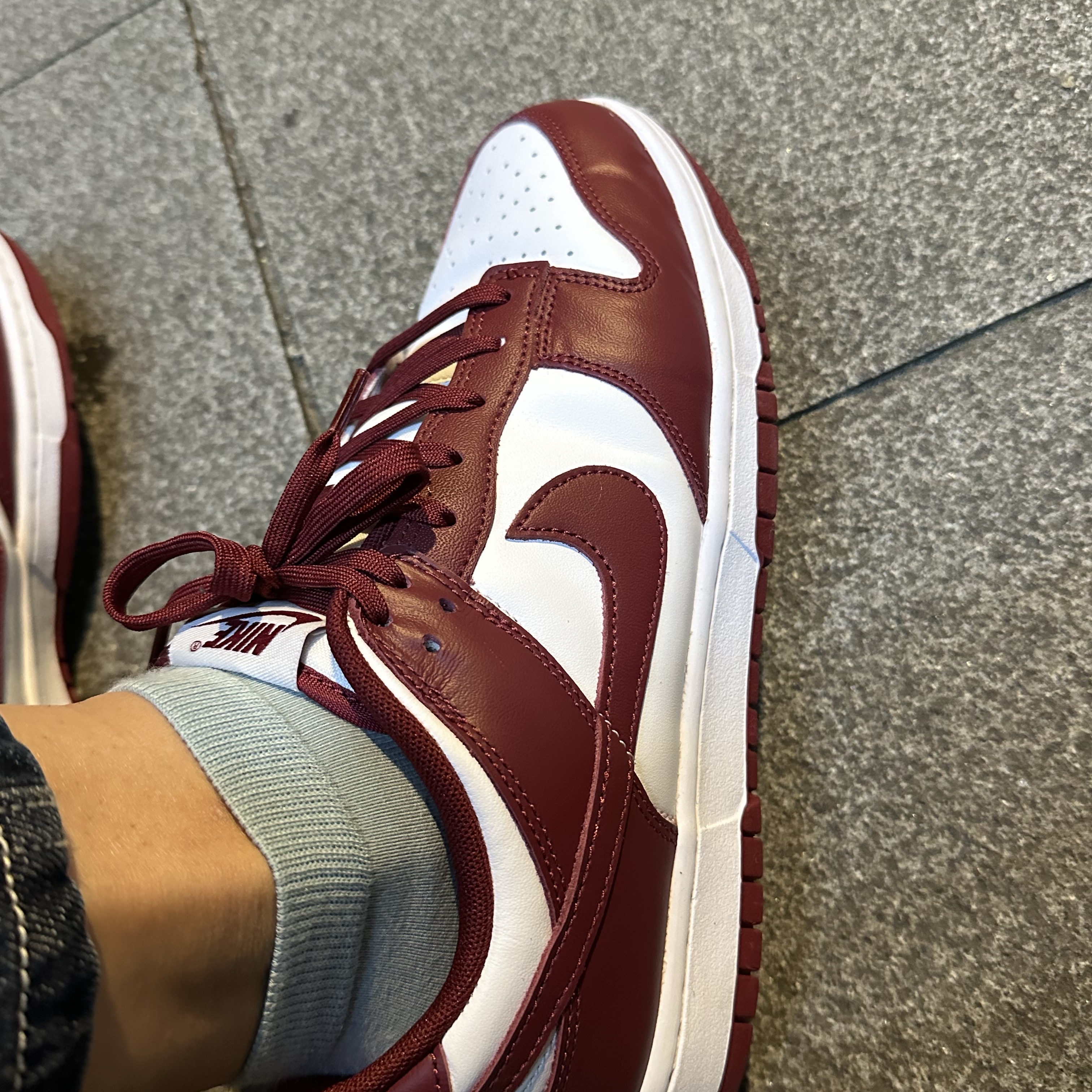 Nike Dunk Low Retro Team Red 착용 스타일 - 4