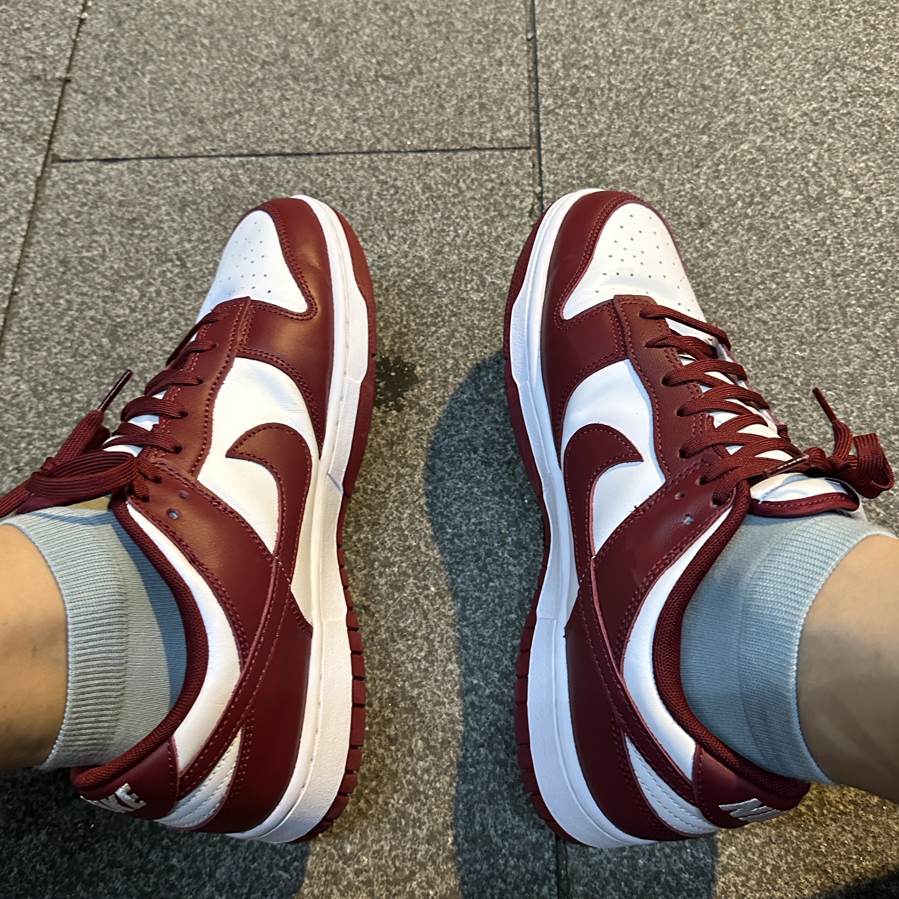 Nike Dunk Low Retro Team Red 착용 스타일 - 1