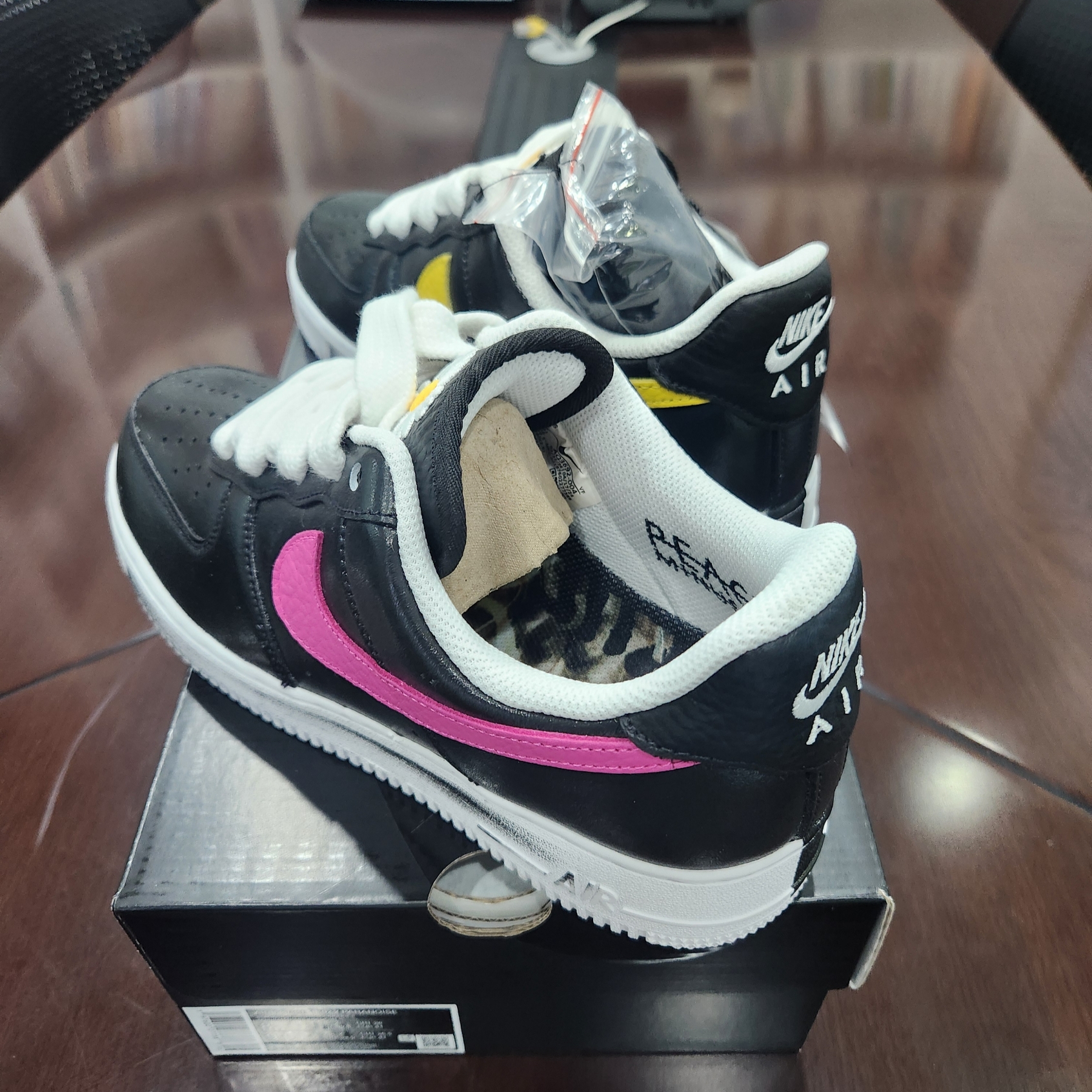 Nike x Peaceminusone Air Force 1 Low Para-Noise 3.0 Black and Multicolor 착용 스타일 - 4