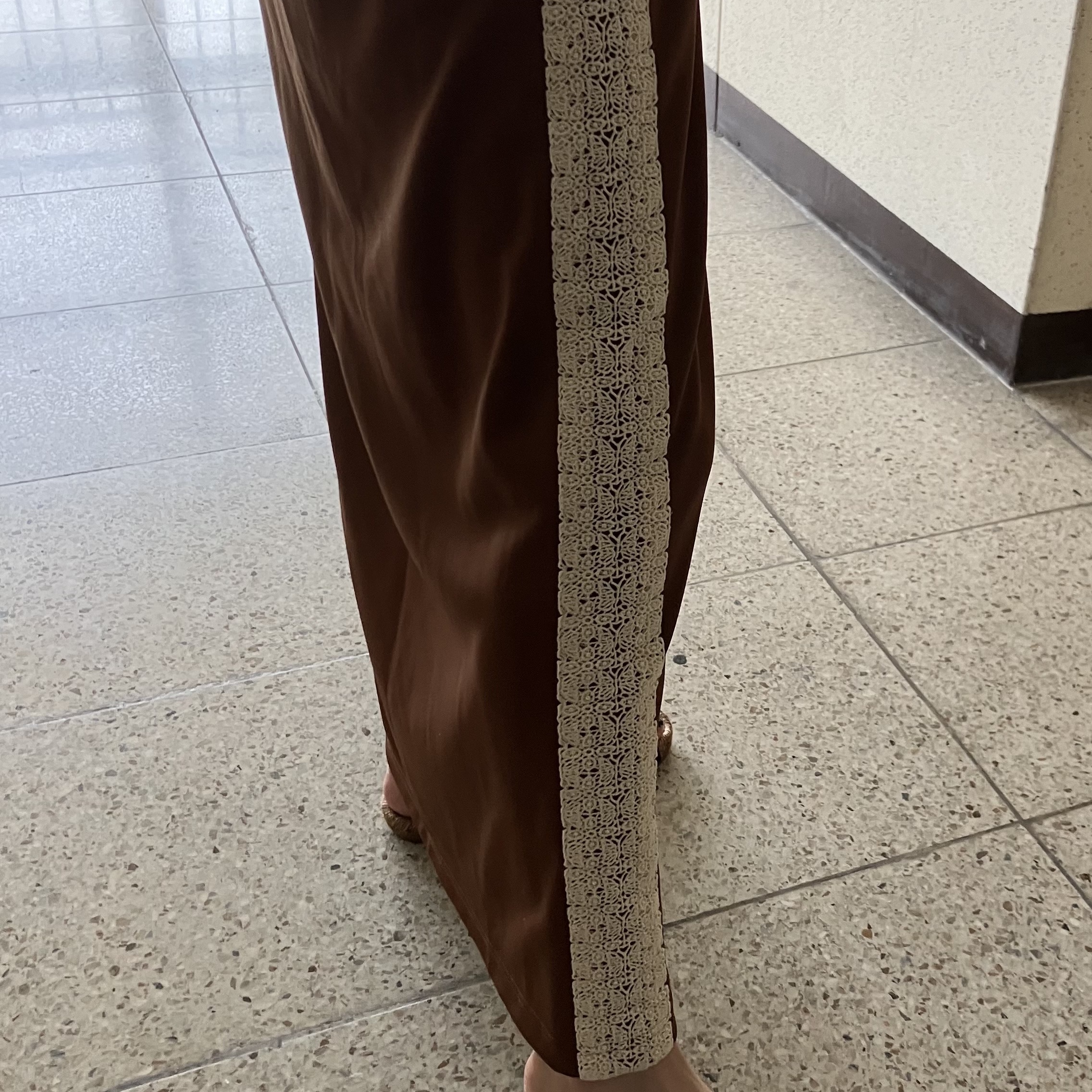 Needles x END. Rattan String Fatigue Skirt Brown Natural 착용 스타일 - 4