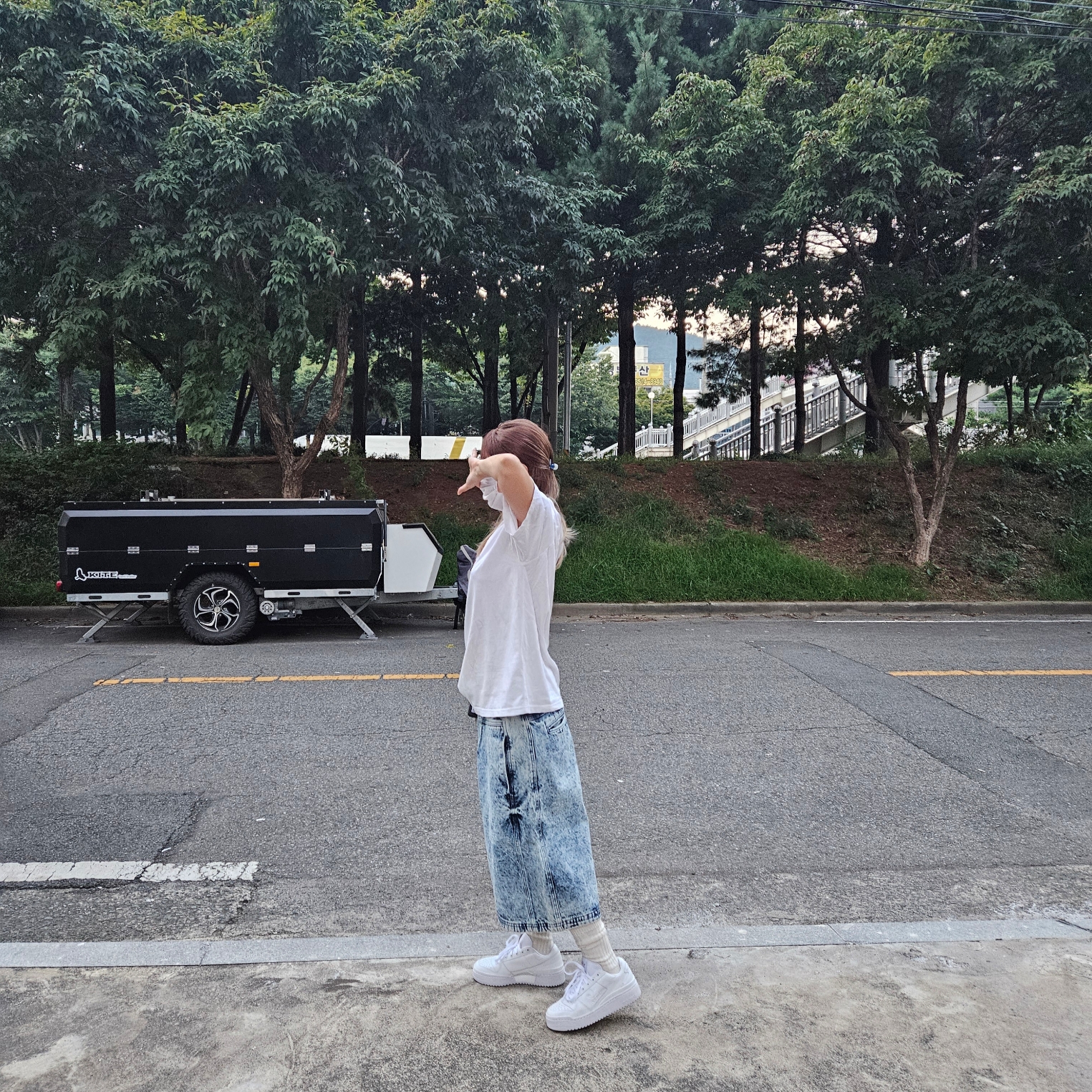 (W) Adidas Forum Bold Cloud White 착용 스타일 - 2