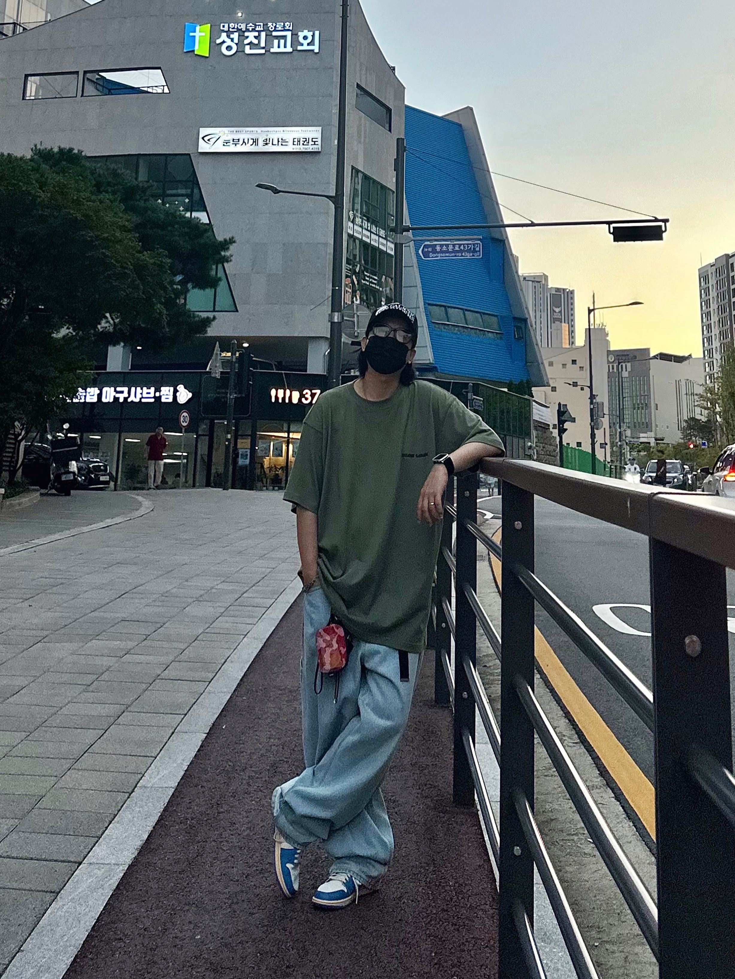 Jordan 1 Low SE Tokyo 96 착용 스타일