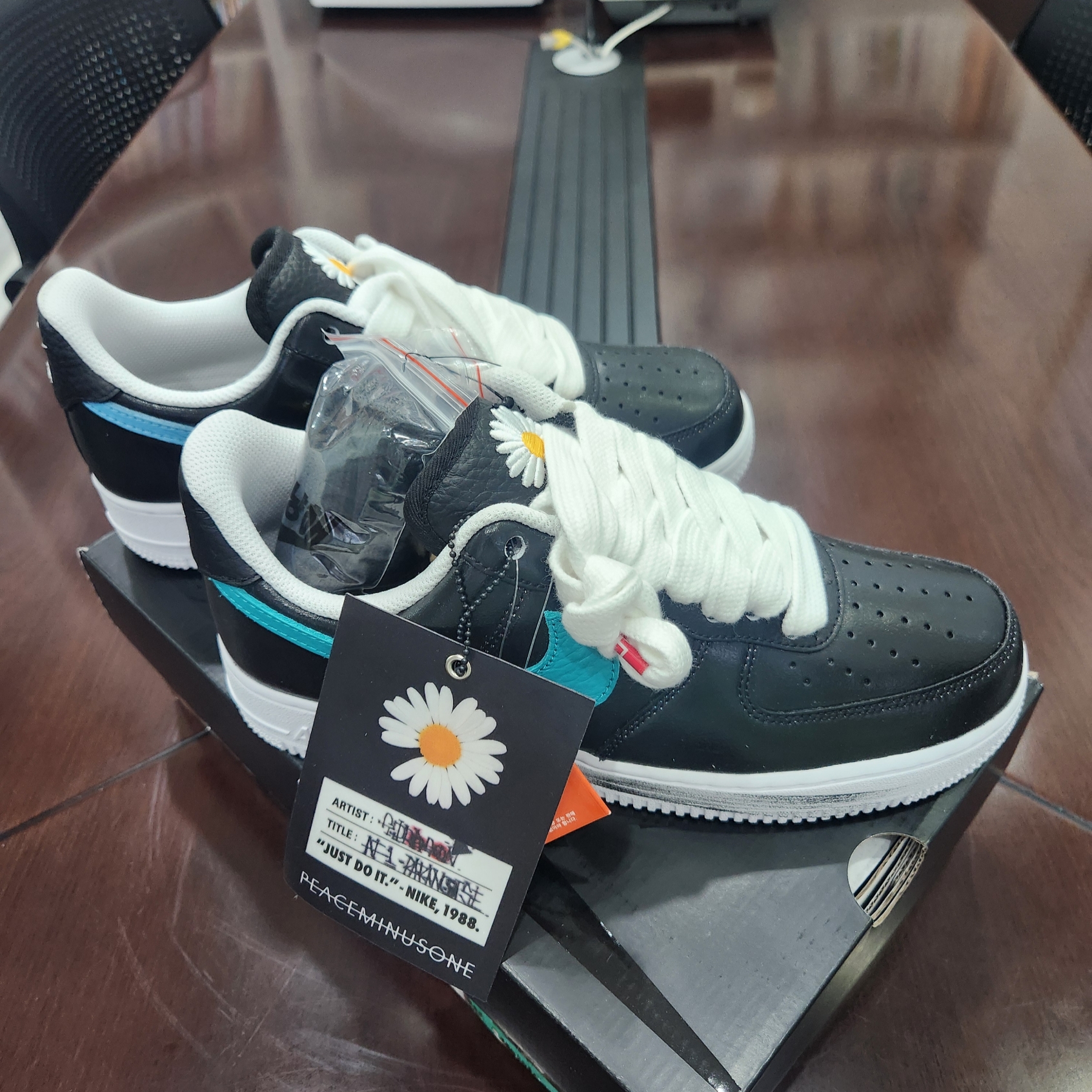 Nike x Peaceminusone Air Force 1 Low Para-Noise 3.0 Black and Multicolor 착용 스타일 - 7