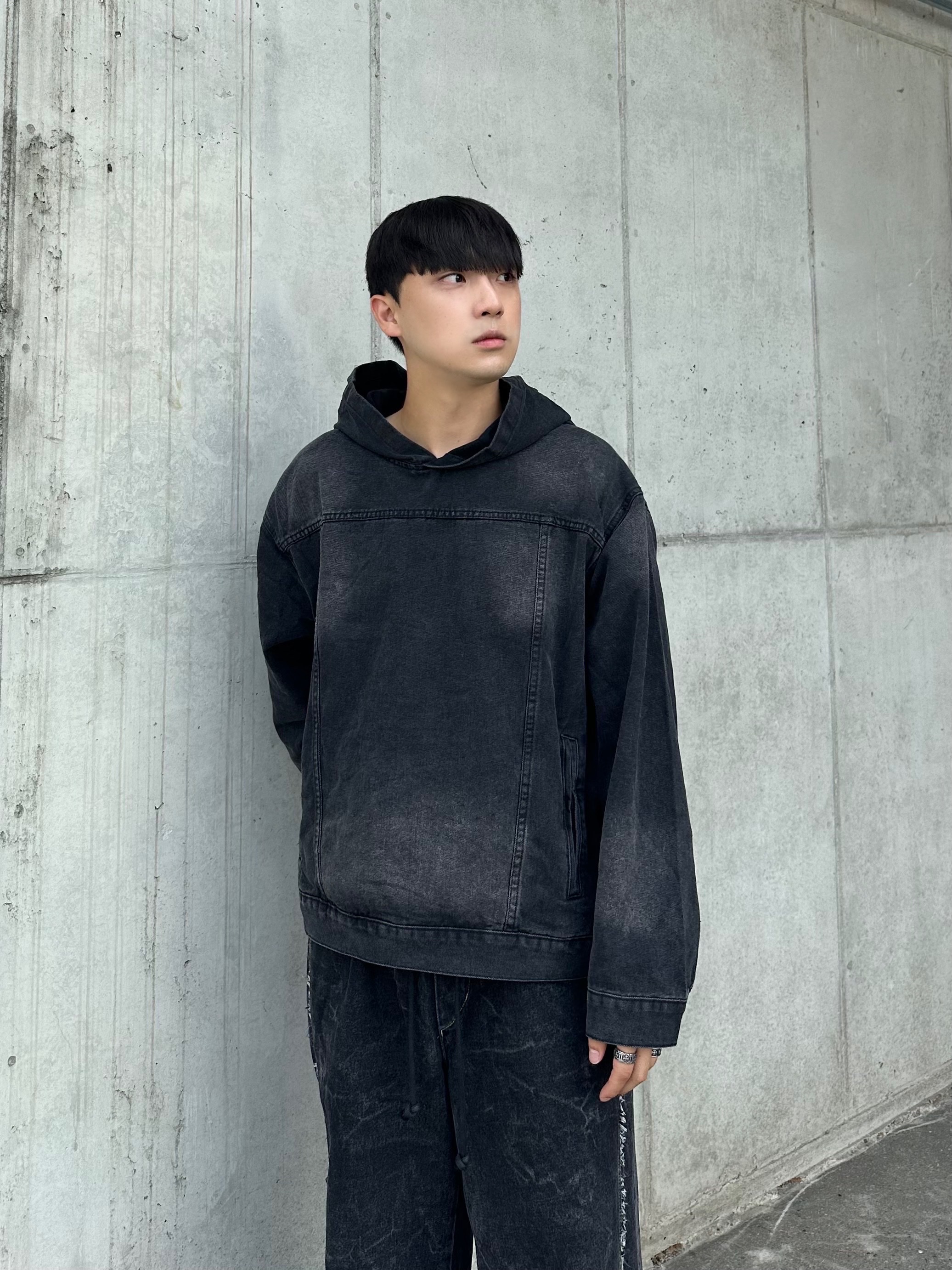 Maison Mihara Yasuhiro Peterson OG Sole Canvas Low Sneakers Black 착용 스타일 - 2