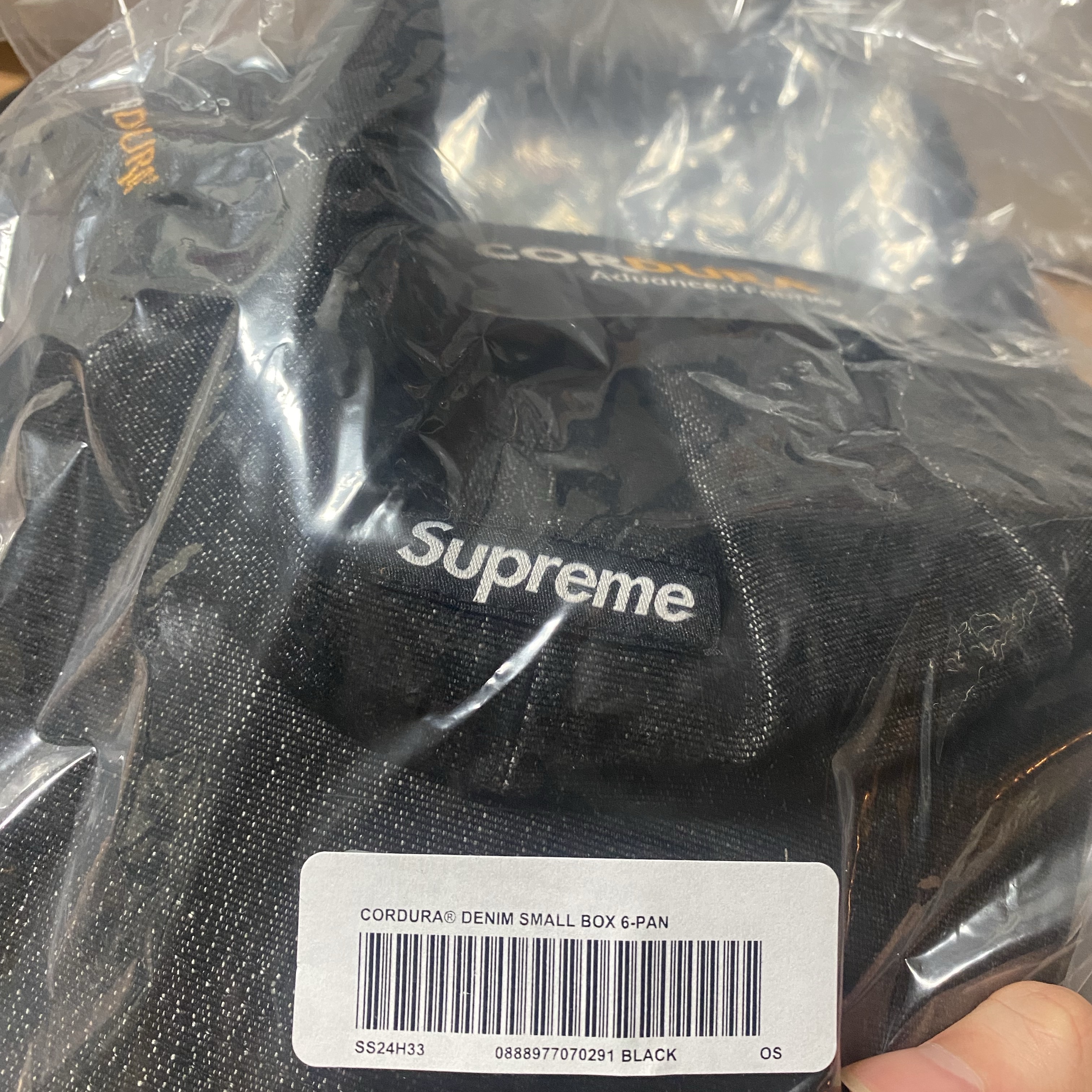 Supreme Cordura Denim Small Box 6-Panel Black - 24SS 착용 스타일