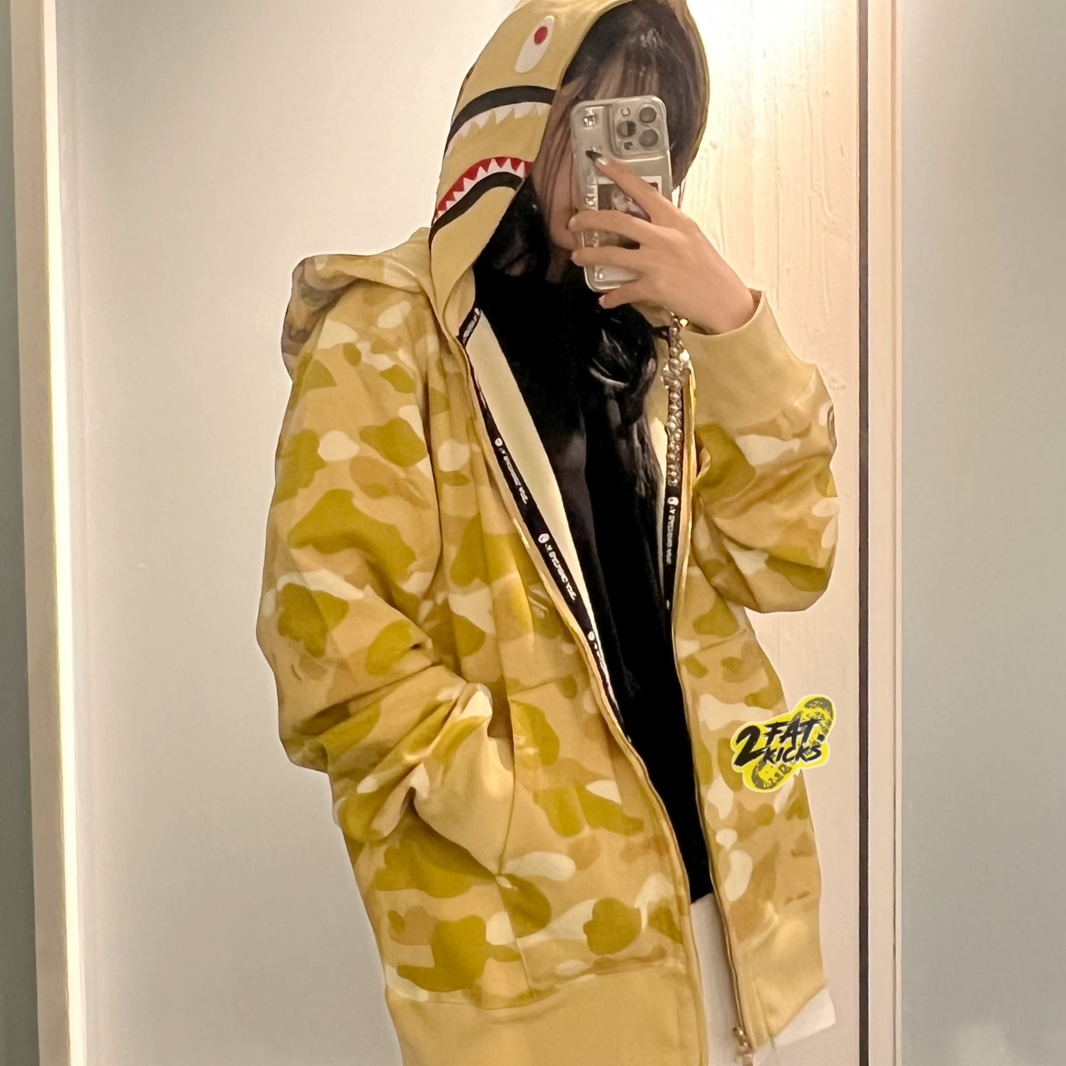 BAPE Color Camo Double Shark Full Zip Hoodie Misted yellow, BAPE Color Camo Double Shark Full Zip Hoodie Bright Red 착용 스타일 - 4