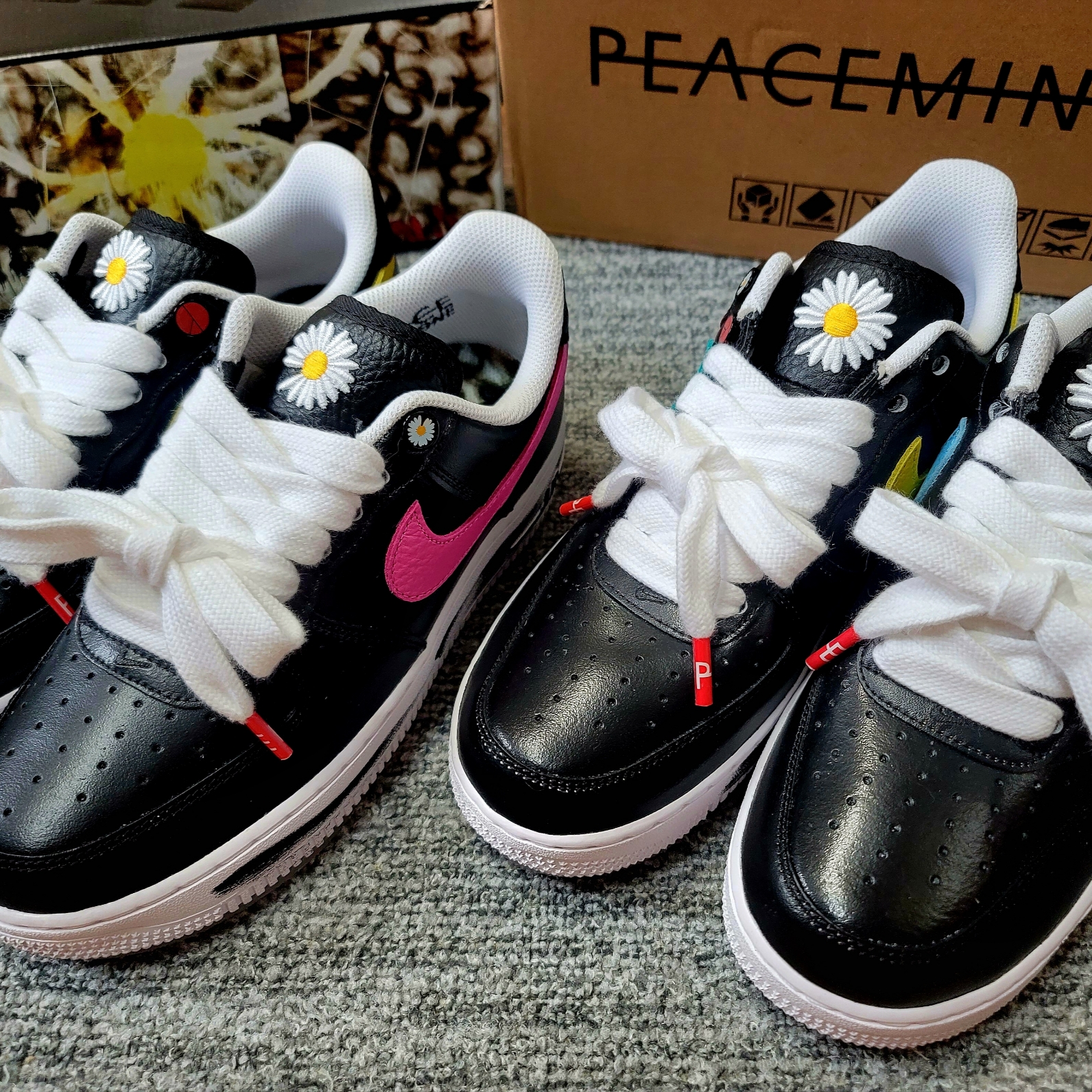 Nike x Peaceminusone Air Force 1 Low Para-Noise 3.0 Black and Multicolor 착용 스타일