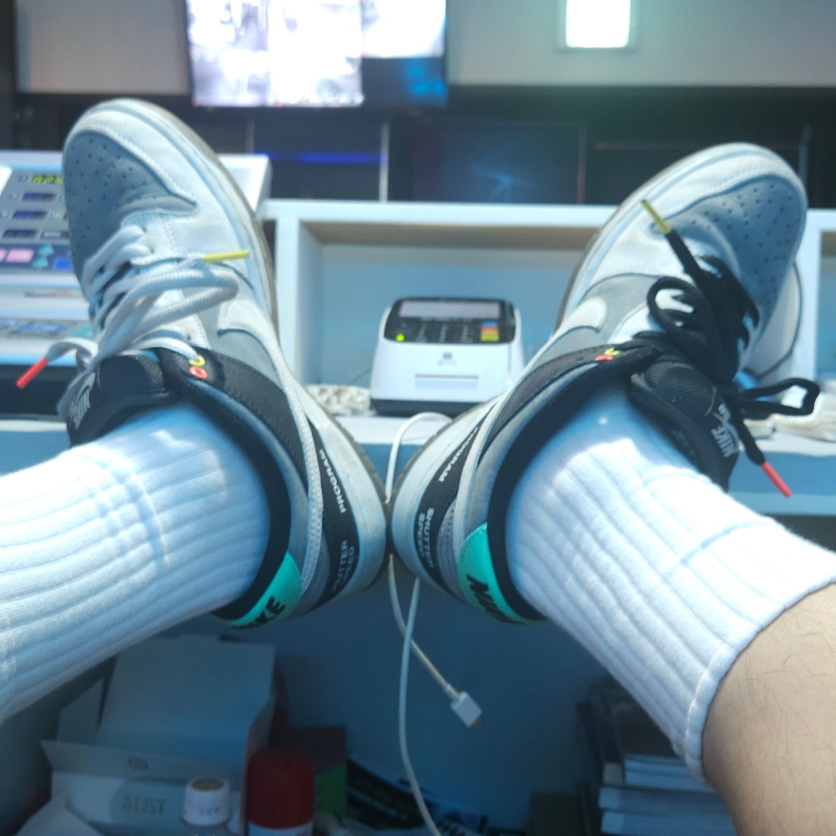 Nike SB Dunk Low Pro Camcorder 착용 스타일 - 3