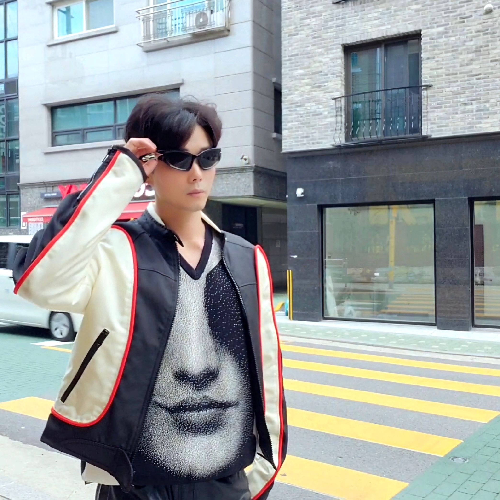 Diesel J-Blink Biker Jacket in Colour-Block Nylon Black White, Gentle Monster Paso 01 Black 착용 스타일 - 1