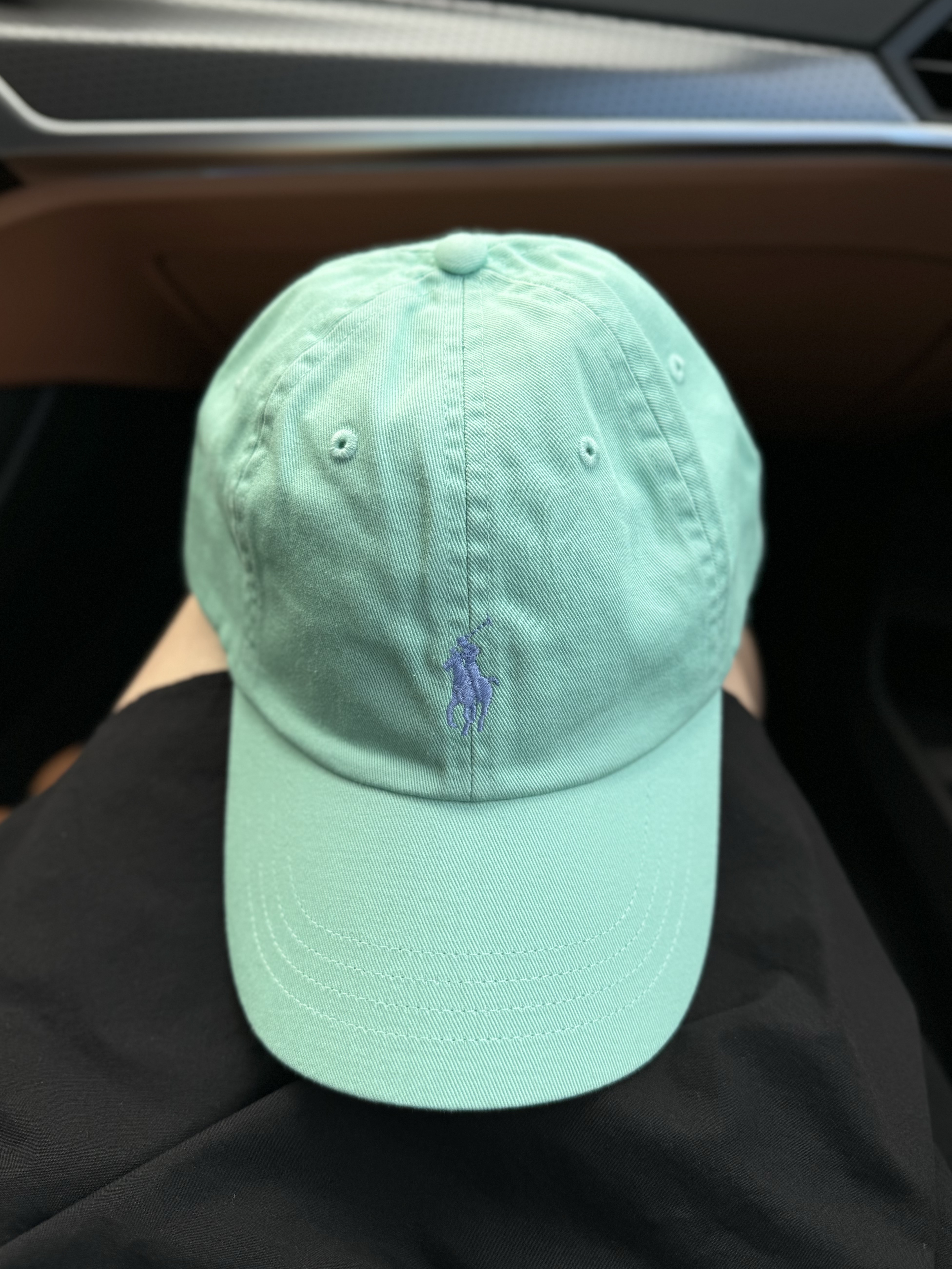 Emis Curvy Shoulder Bag Black, [30%적립] Polo Ralph Lauren Cotton Chino Baseball Cap Carmel Pink 착용 스타일 - 3