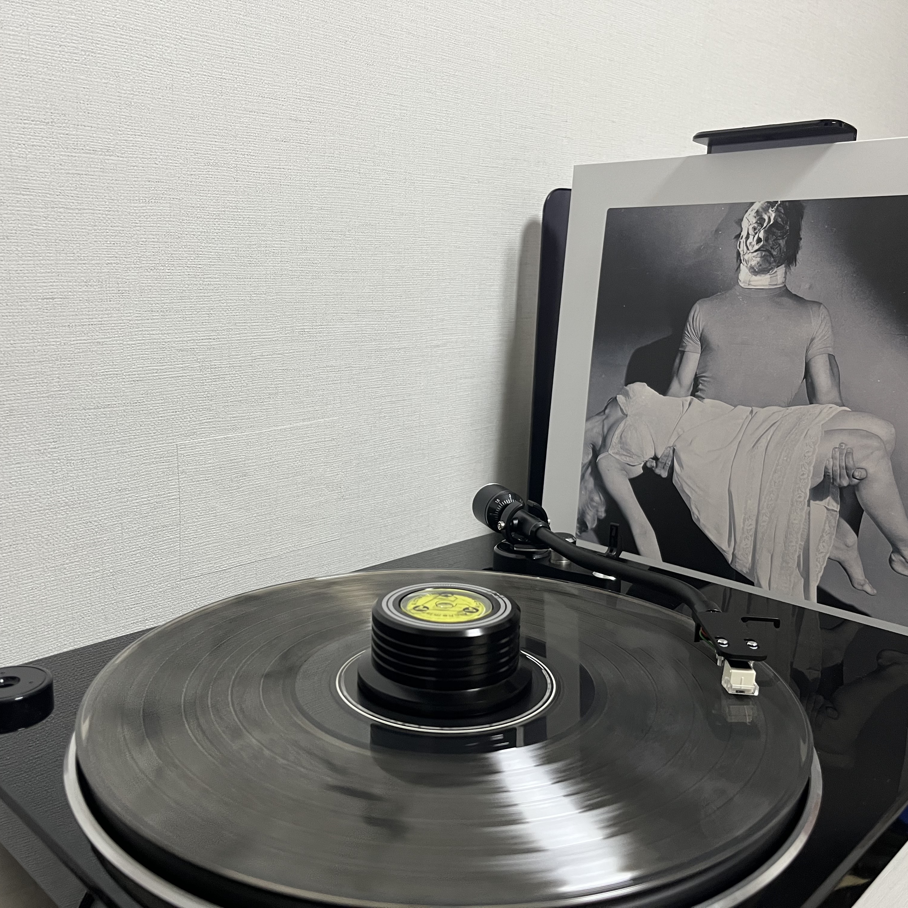 The Black Skirts 3rd Album Part 2 Thirsty Marble Smoke Translucent 착용 스타일