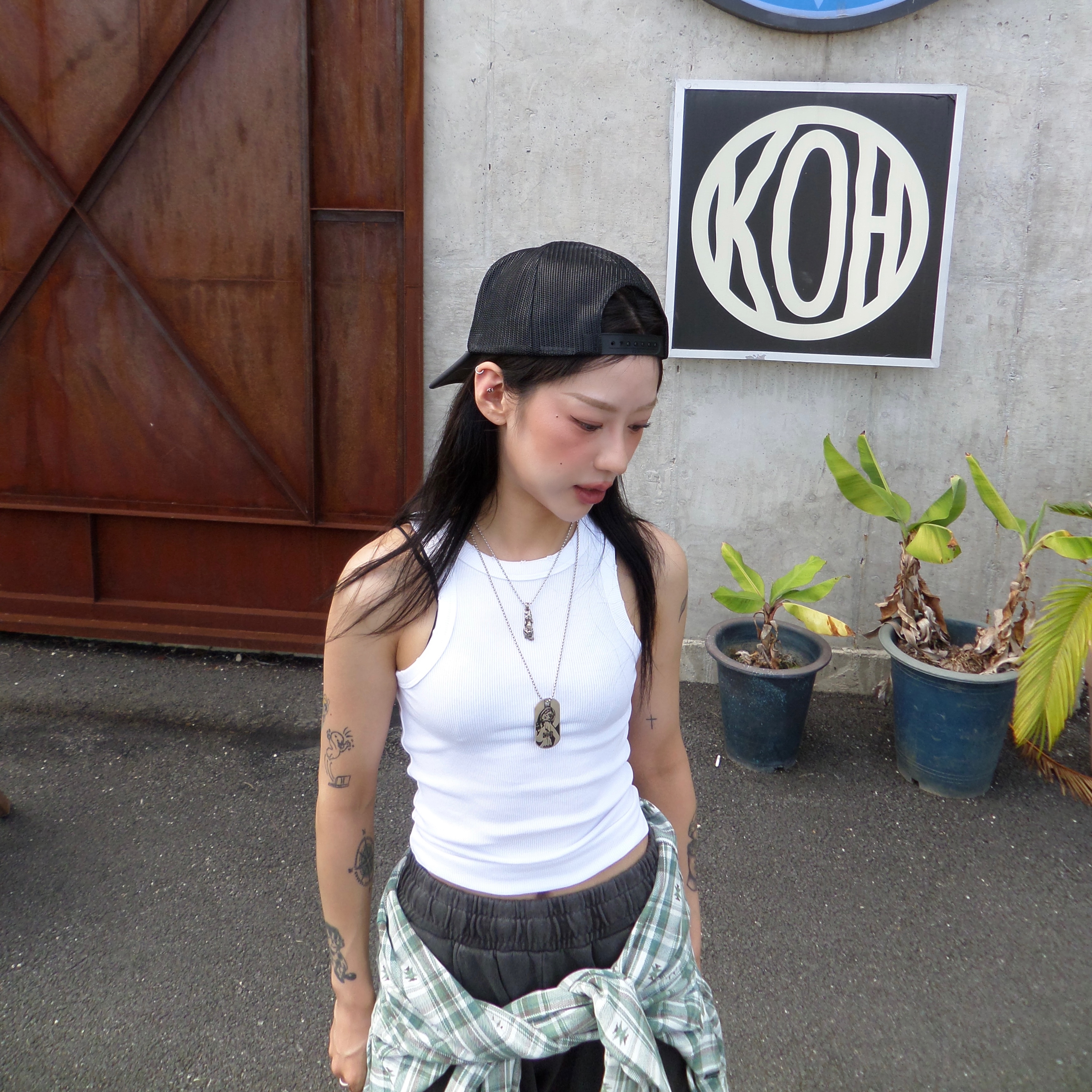 Kapital Kountry Pearl Clutcher Truck Cap Black Grey, Hysteric Glamour Guitar Girl Ball Chain Necklace Silver 착용 스타일 - 1