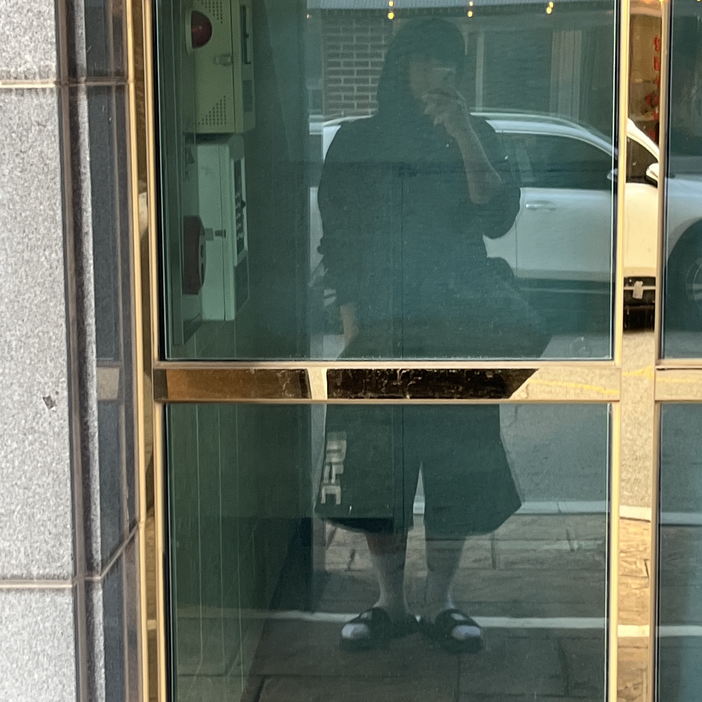 Yeezy YZY Zip-Up Hoodie Black 착용 스타일
