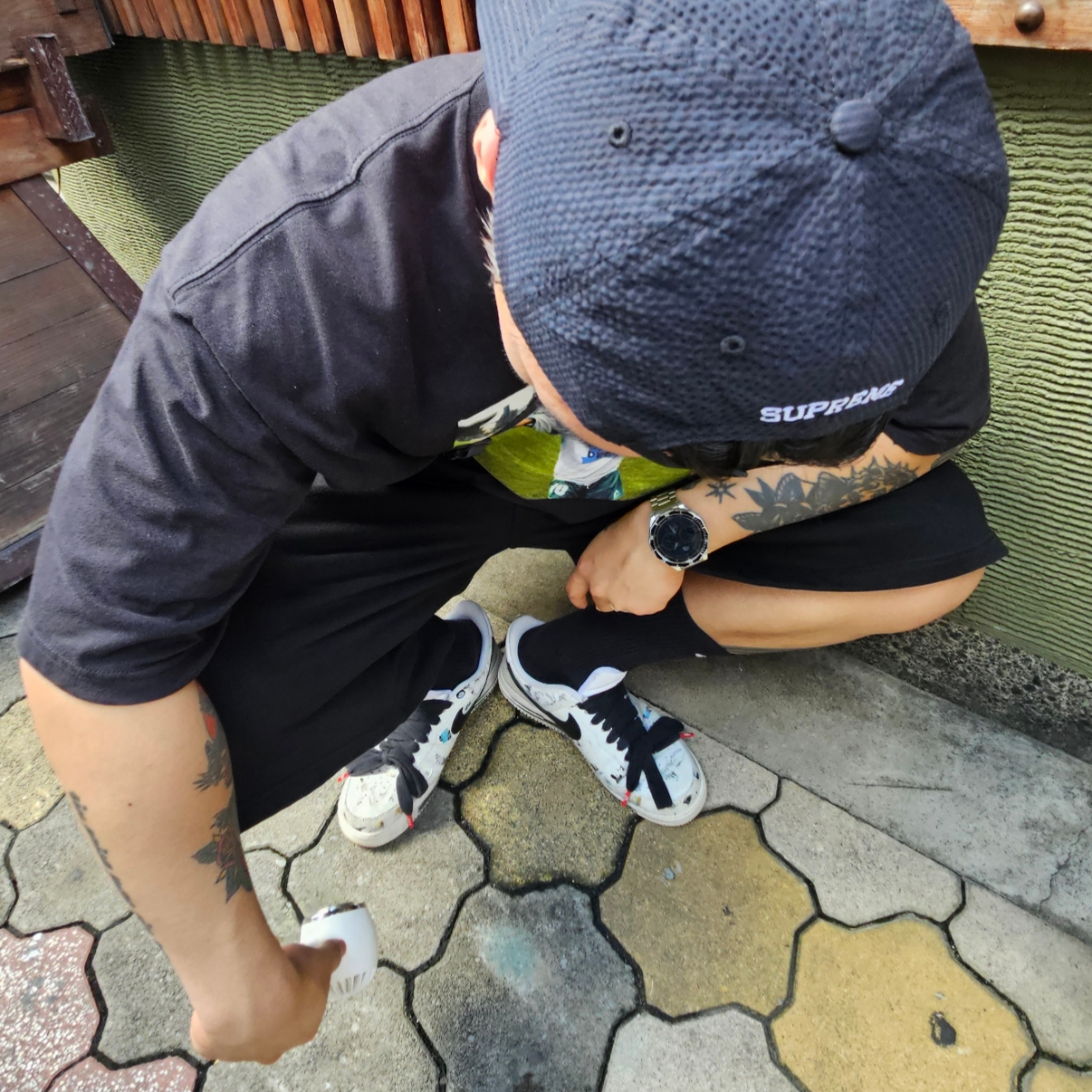 Supreme Seersucker S Logo 6-Panel Black - 24SS, Supreme Maradona T-Shirt Black - 24SS 착용 스타일