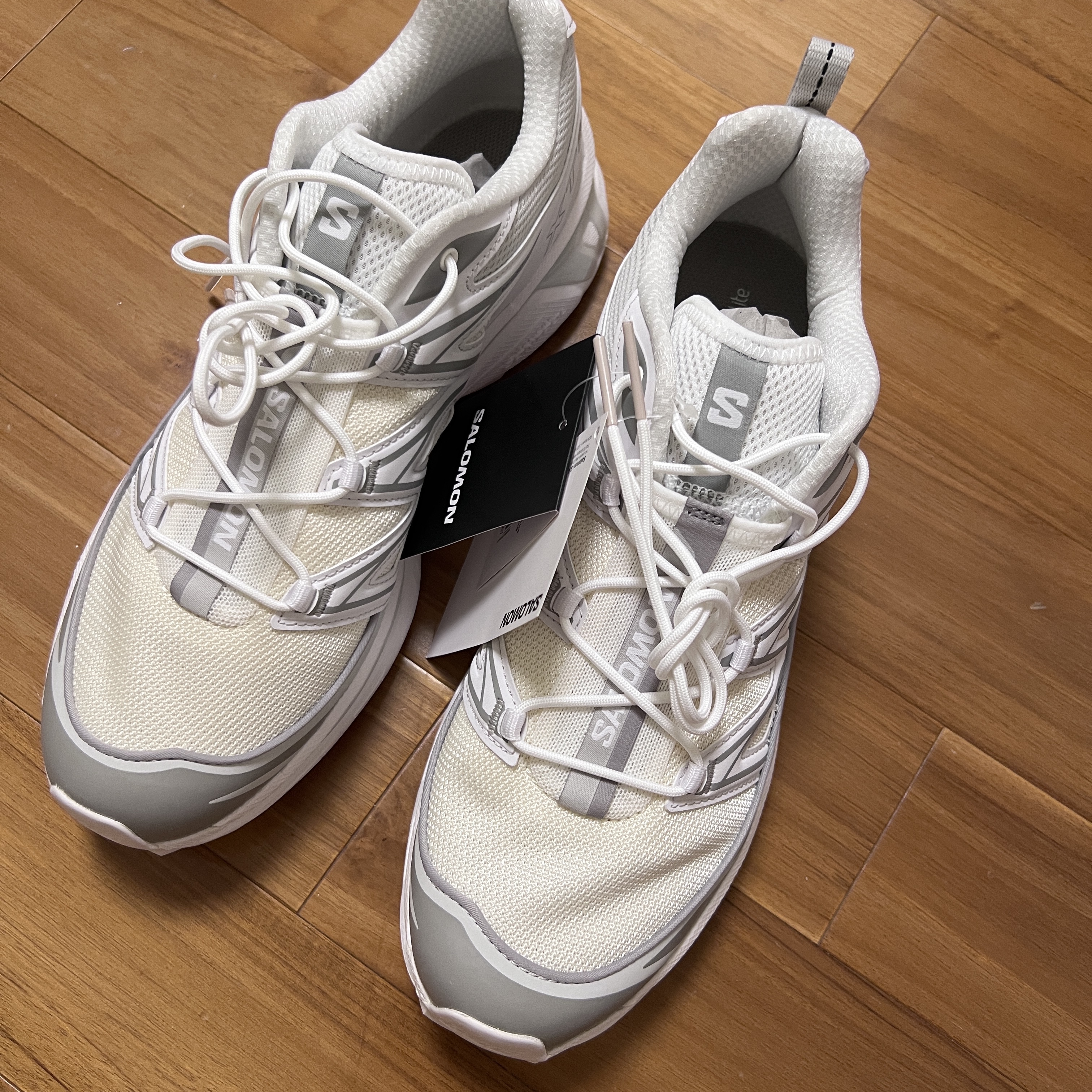 Salomon XT-6 Expanse Vanilla Ice White 착용 스타일