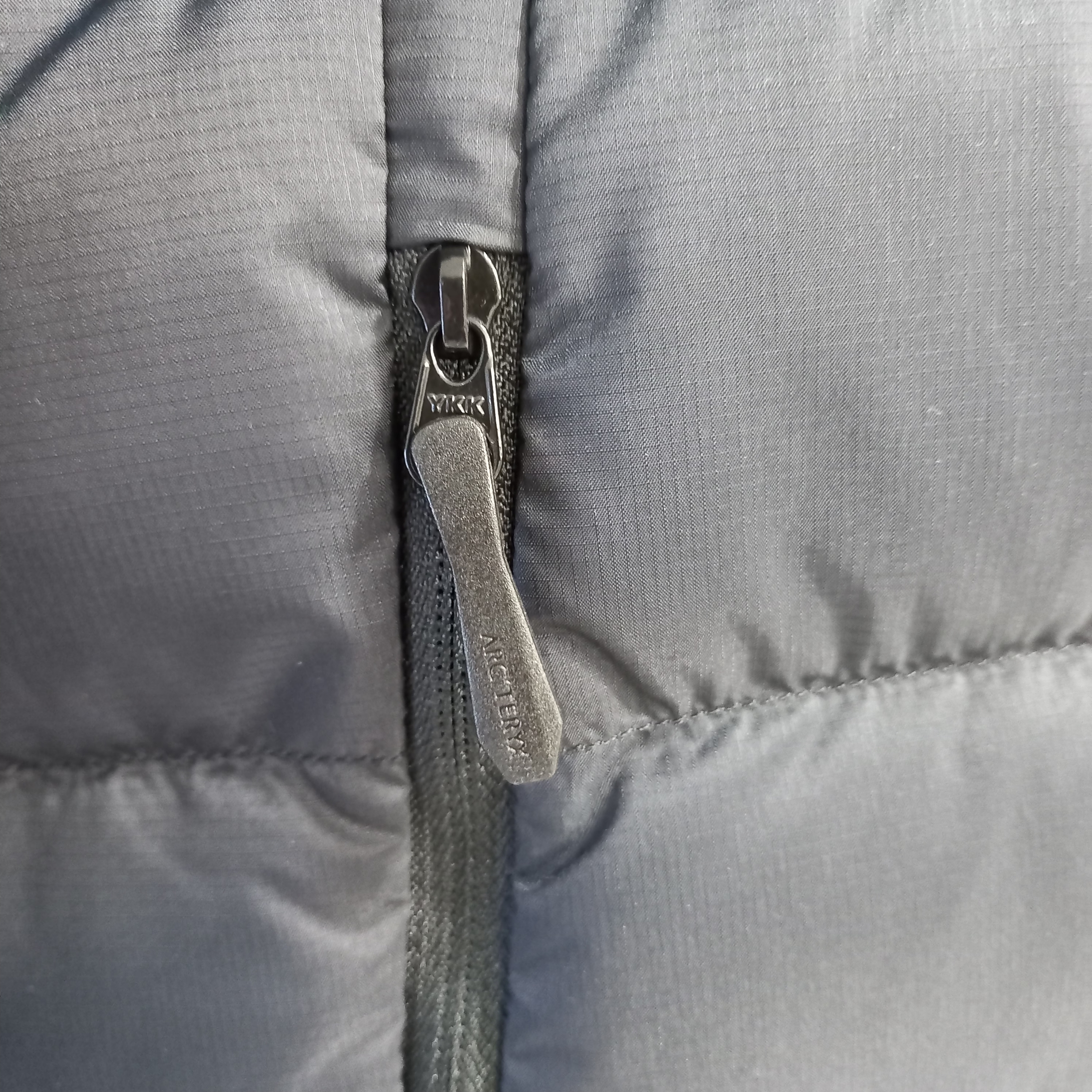 Arc'teryx Thorium Hoody Dark Magic 착용 스타일 - 8