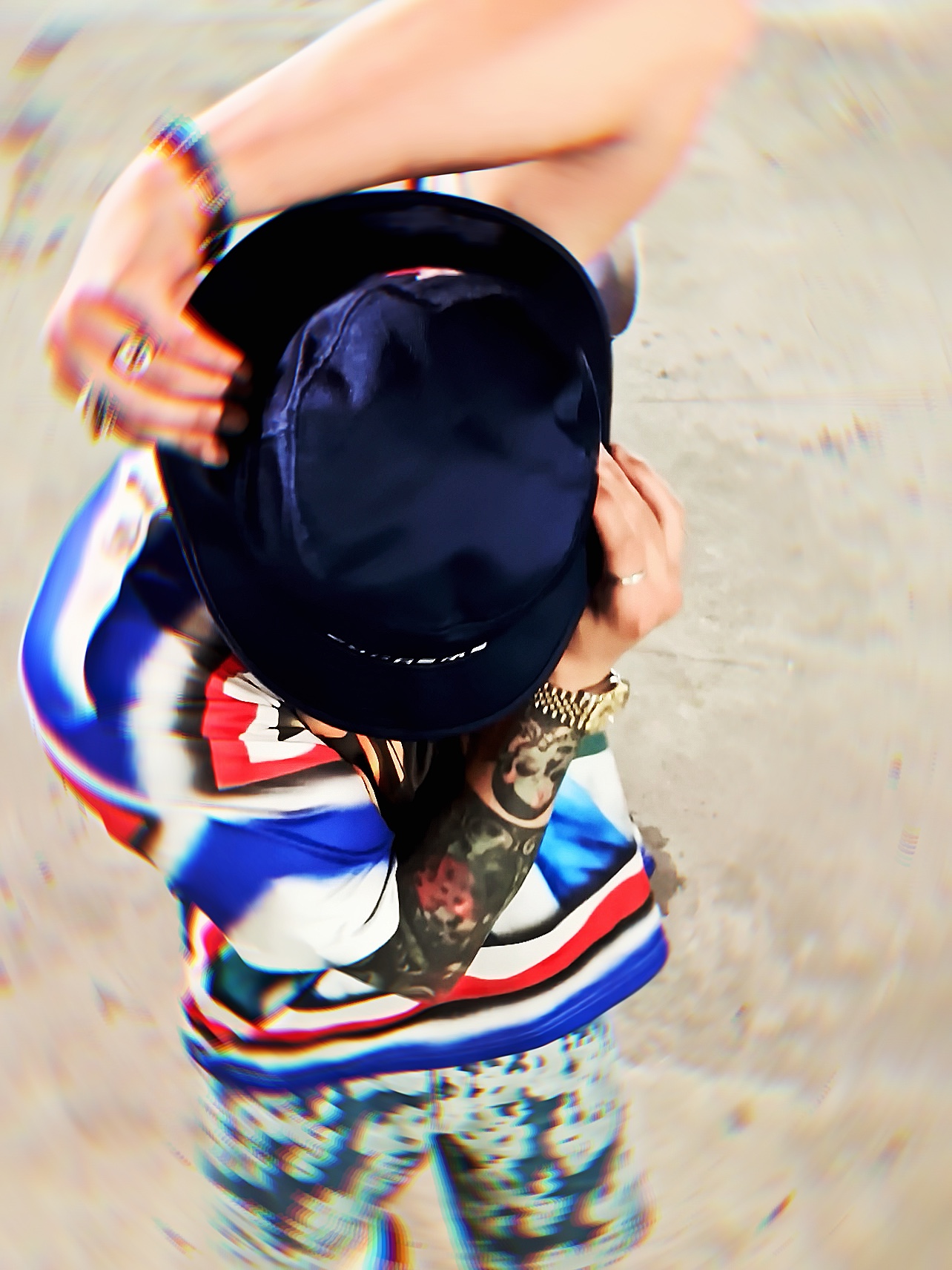 Supreme x Nike Dazzle Crusher Navy - 24SS, Supreme Maradona Soccer Jersey Multicolor - 24SS 착용 스타일 - 2